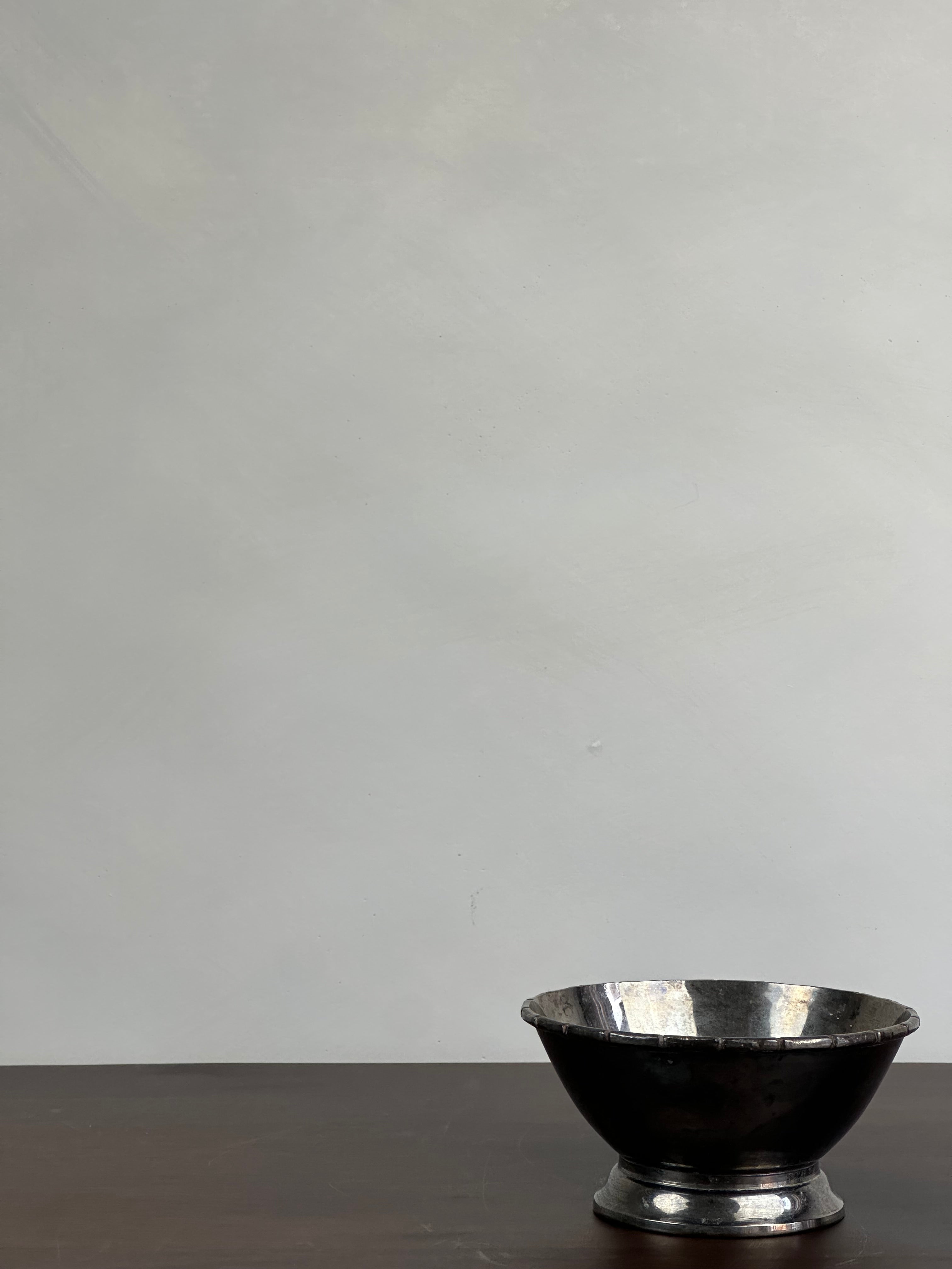 CHROME FOOTED BOWL