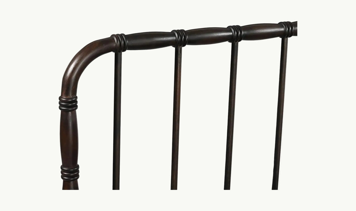 THE CLARA BED
