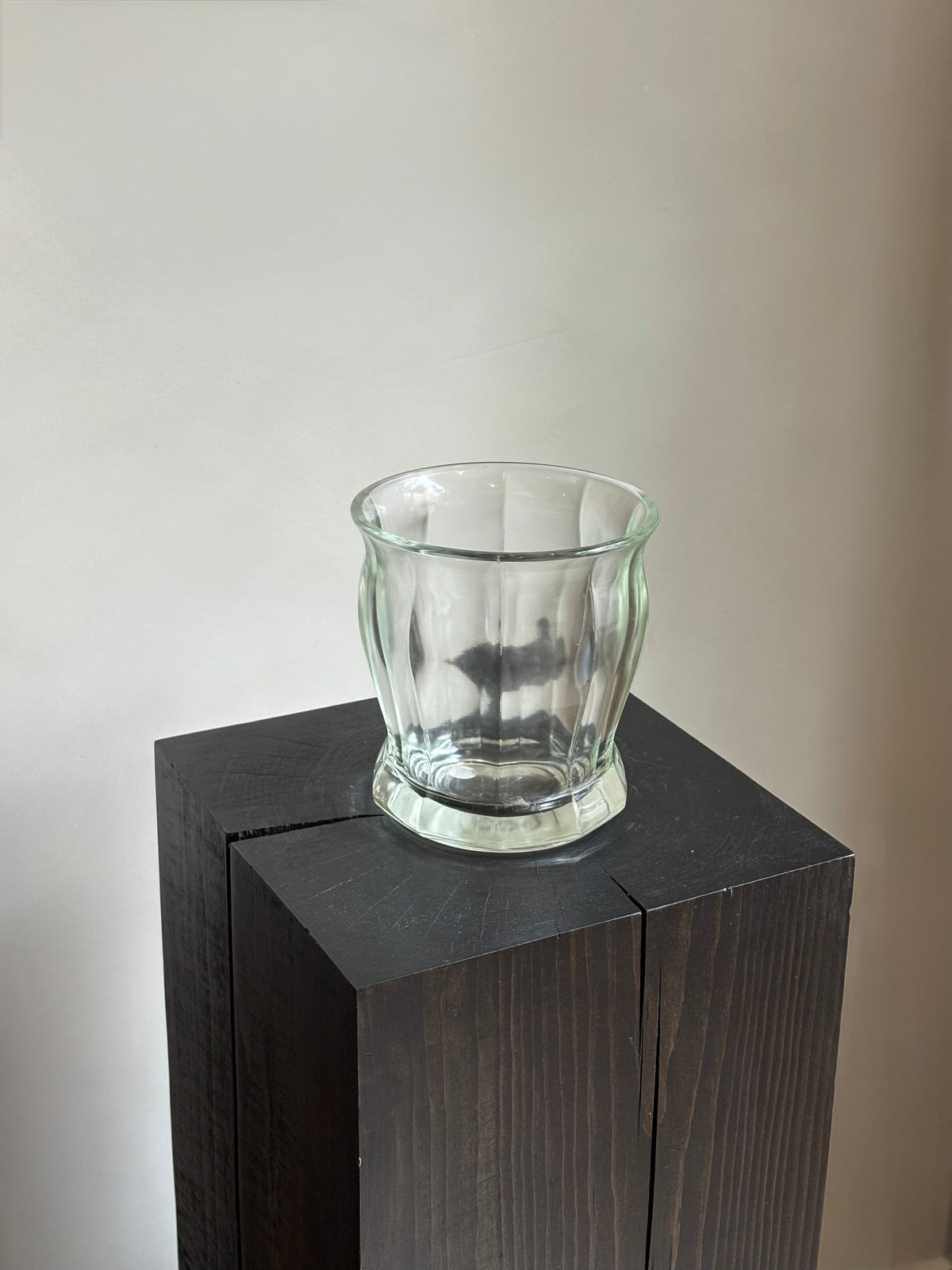 CLASSIC GLASS VASE