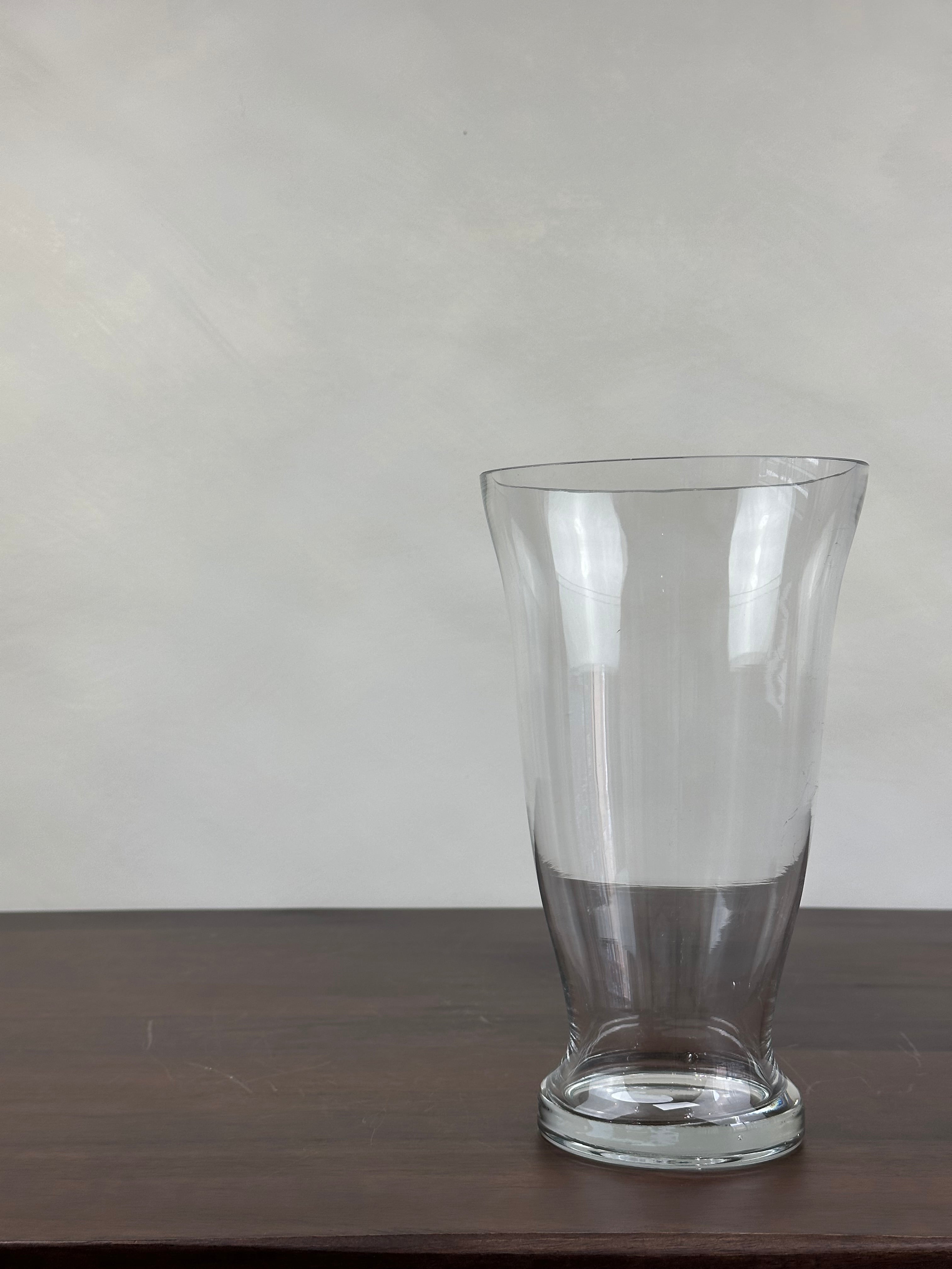 GLASS VASE - LARGE
