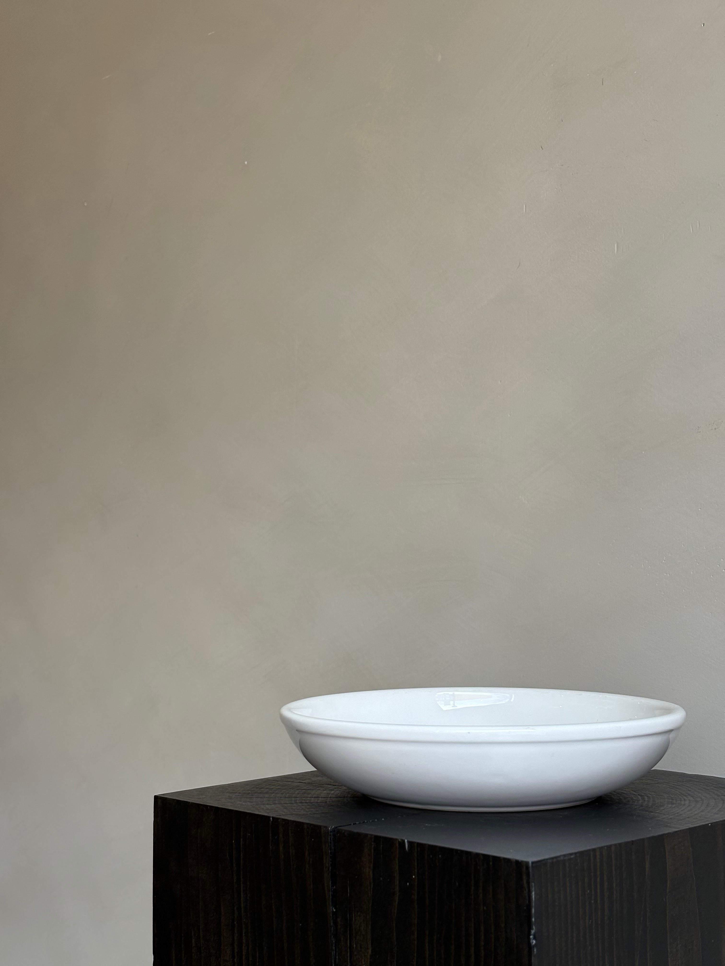 SHALLOW PASTA BOWL