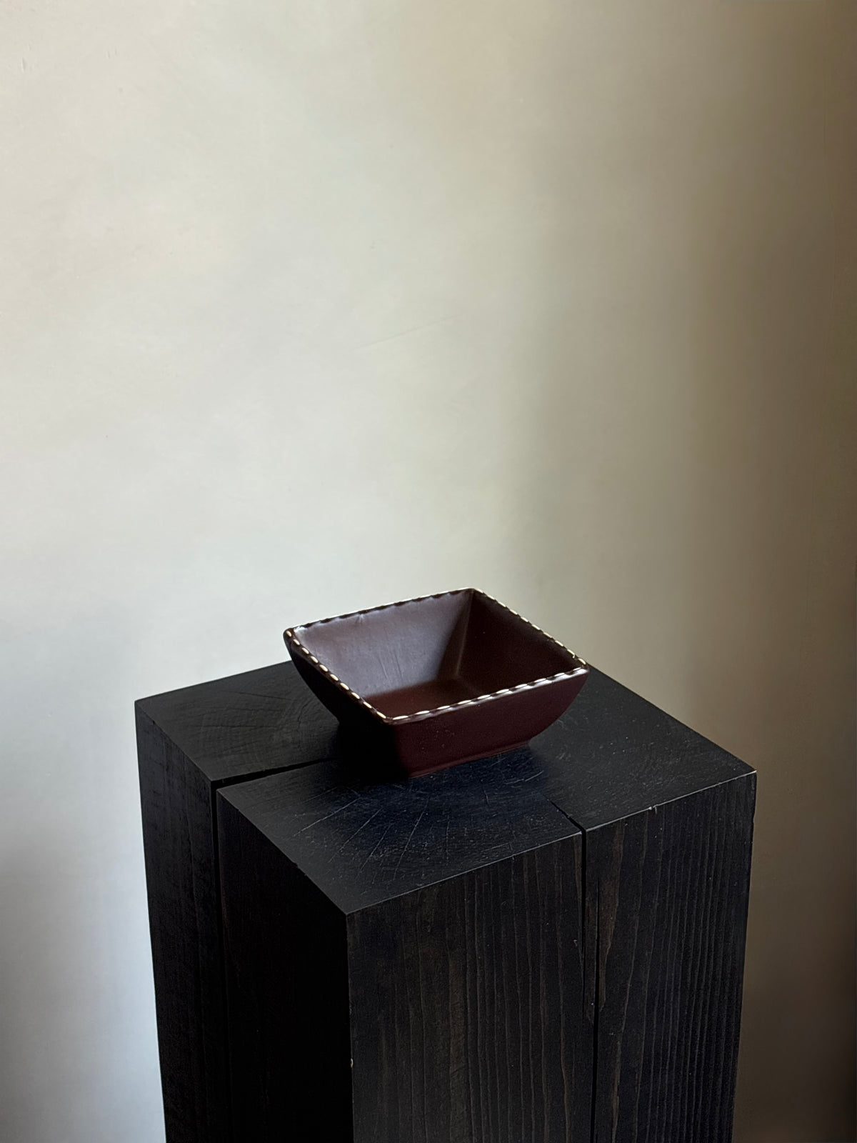 CHOCOLATE CERAMIC RICE | NOODLE BOWL WITH WHIPSTITCH TRIM
