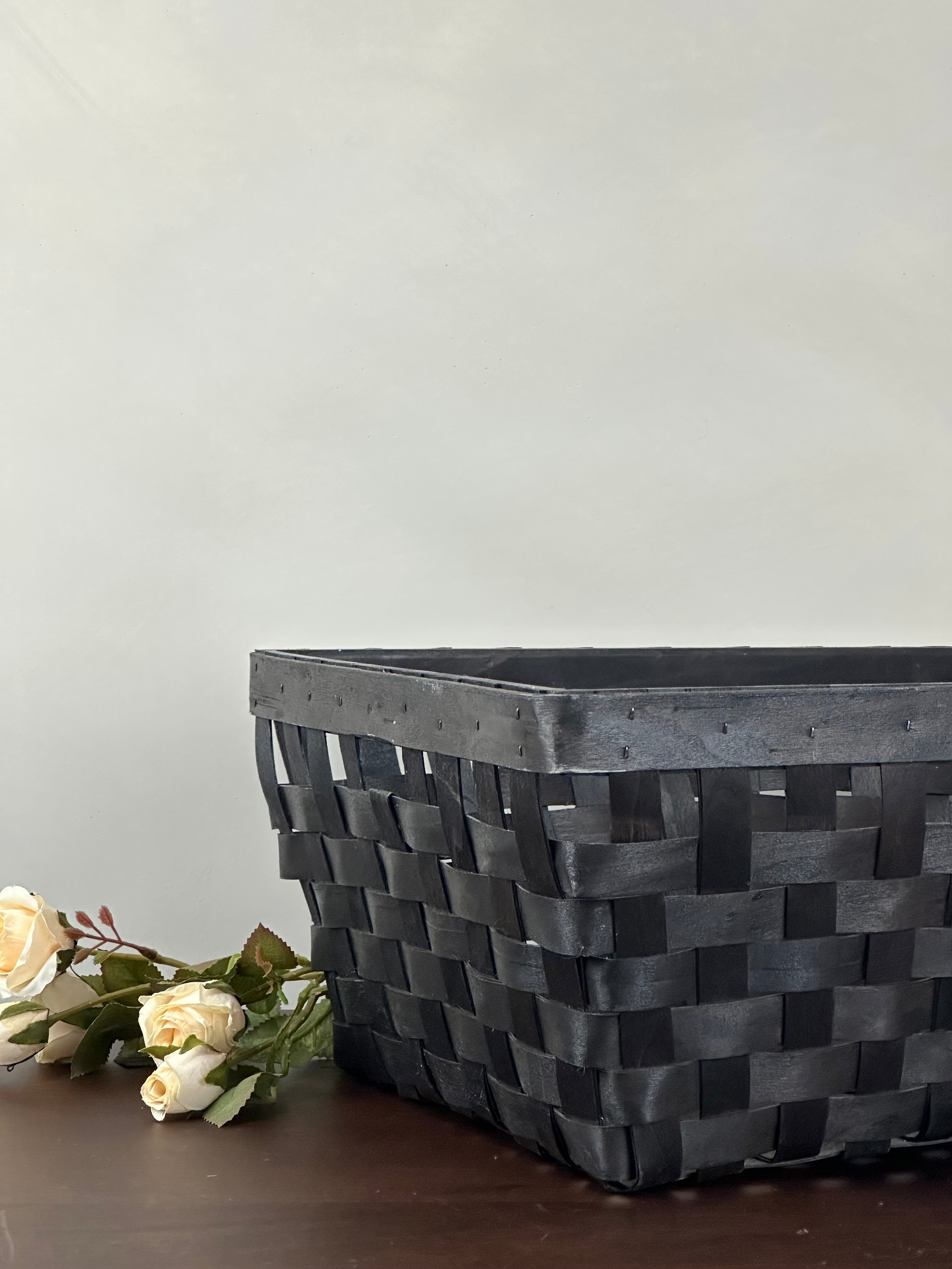 BLACK WICKER BASKET