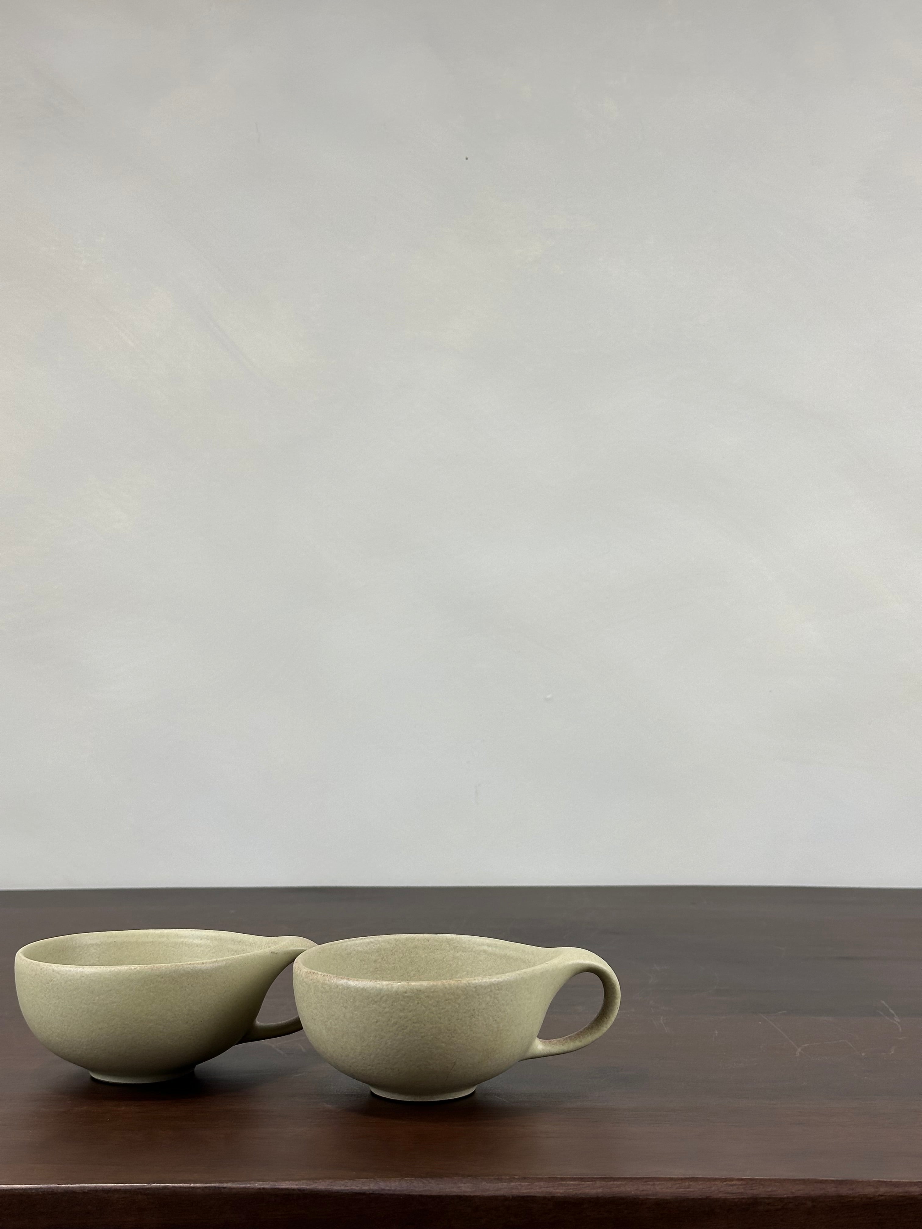 CERAMIC MUG