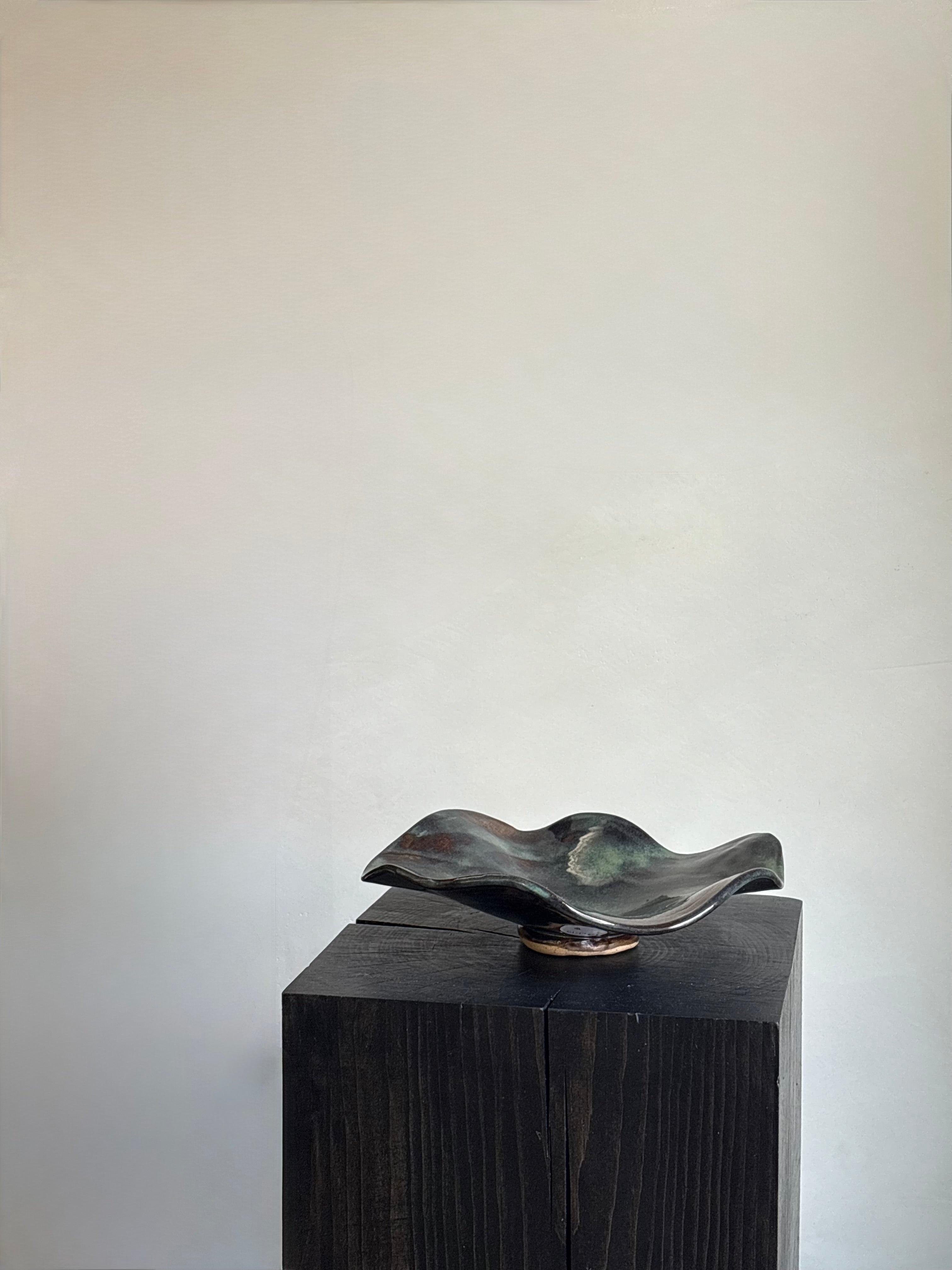 MULTI-TONED WAVED BOWL