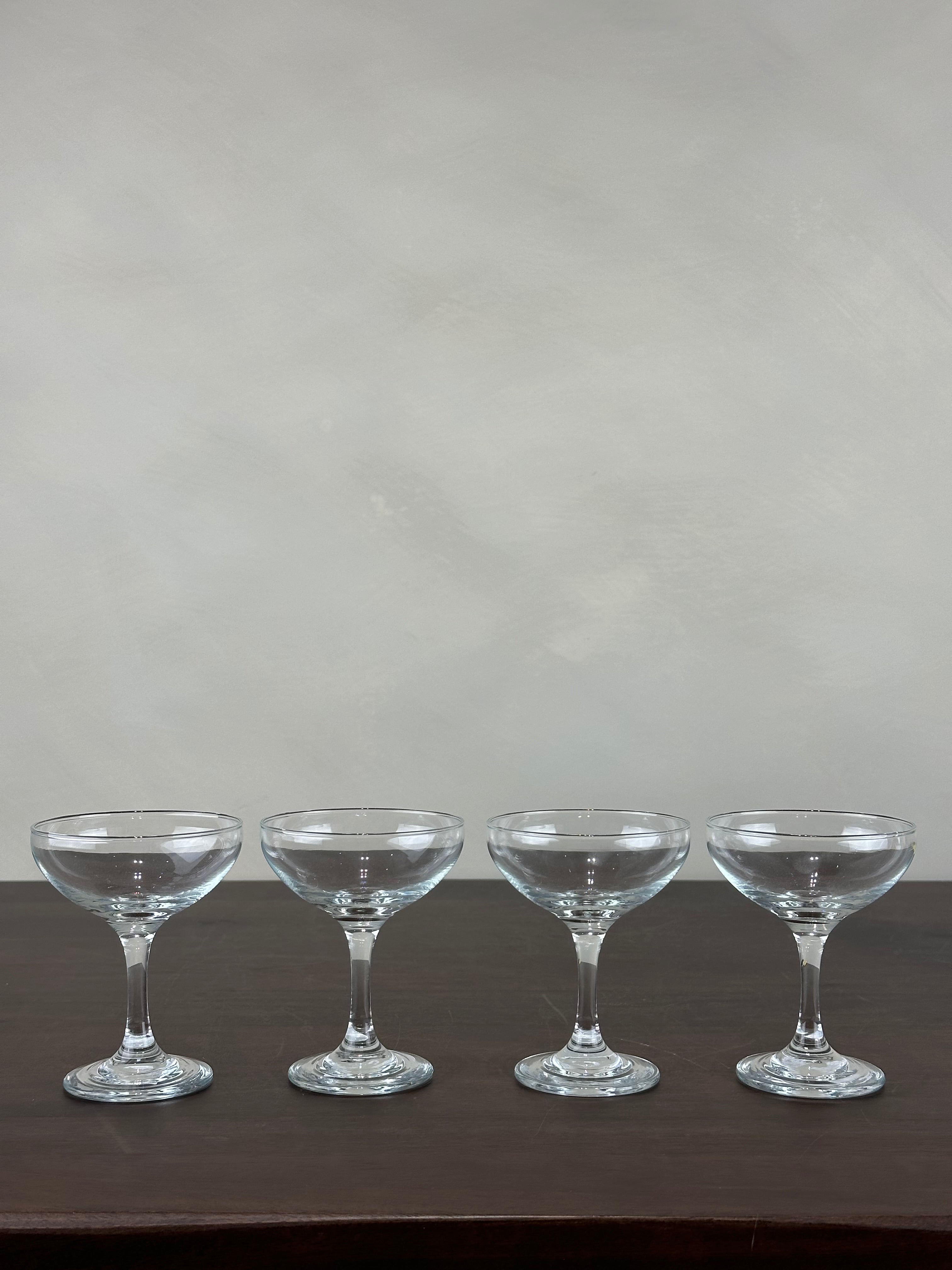 CLASSIC COCKTAIL GLASS