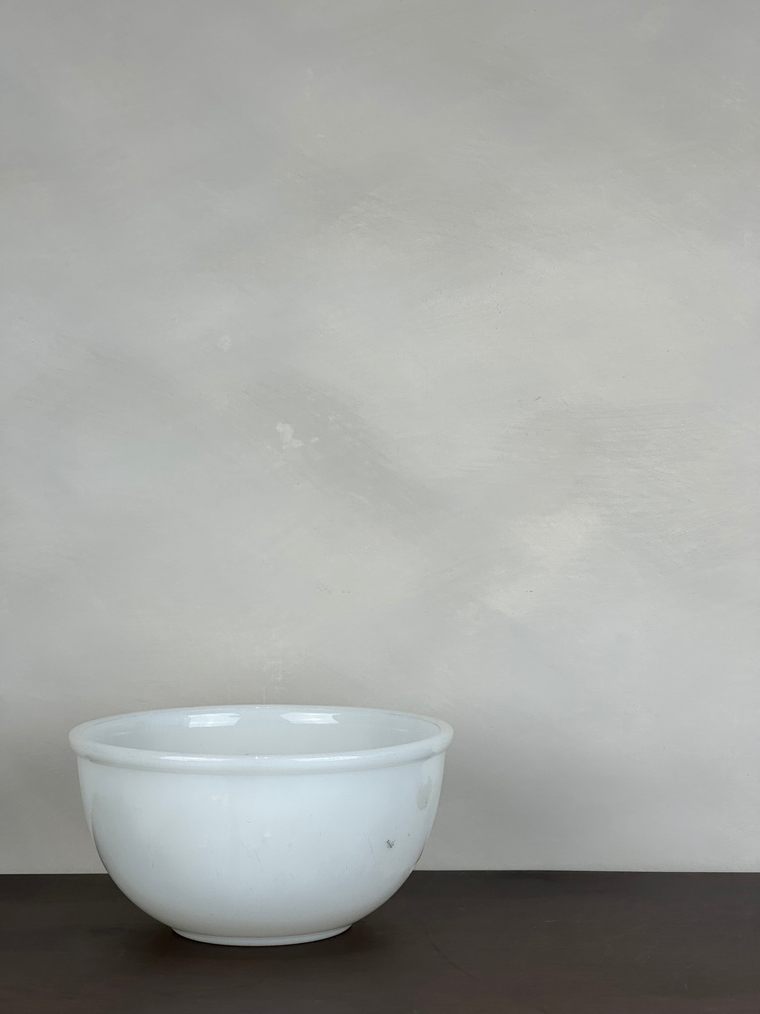 GLASS MIXING BOWL