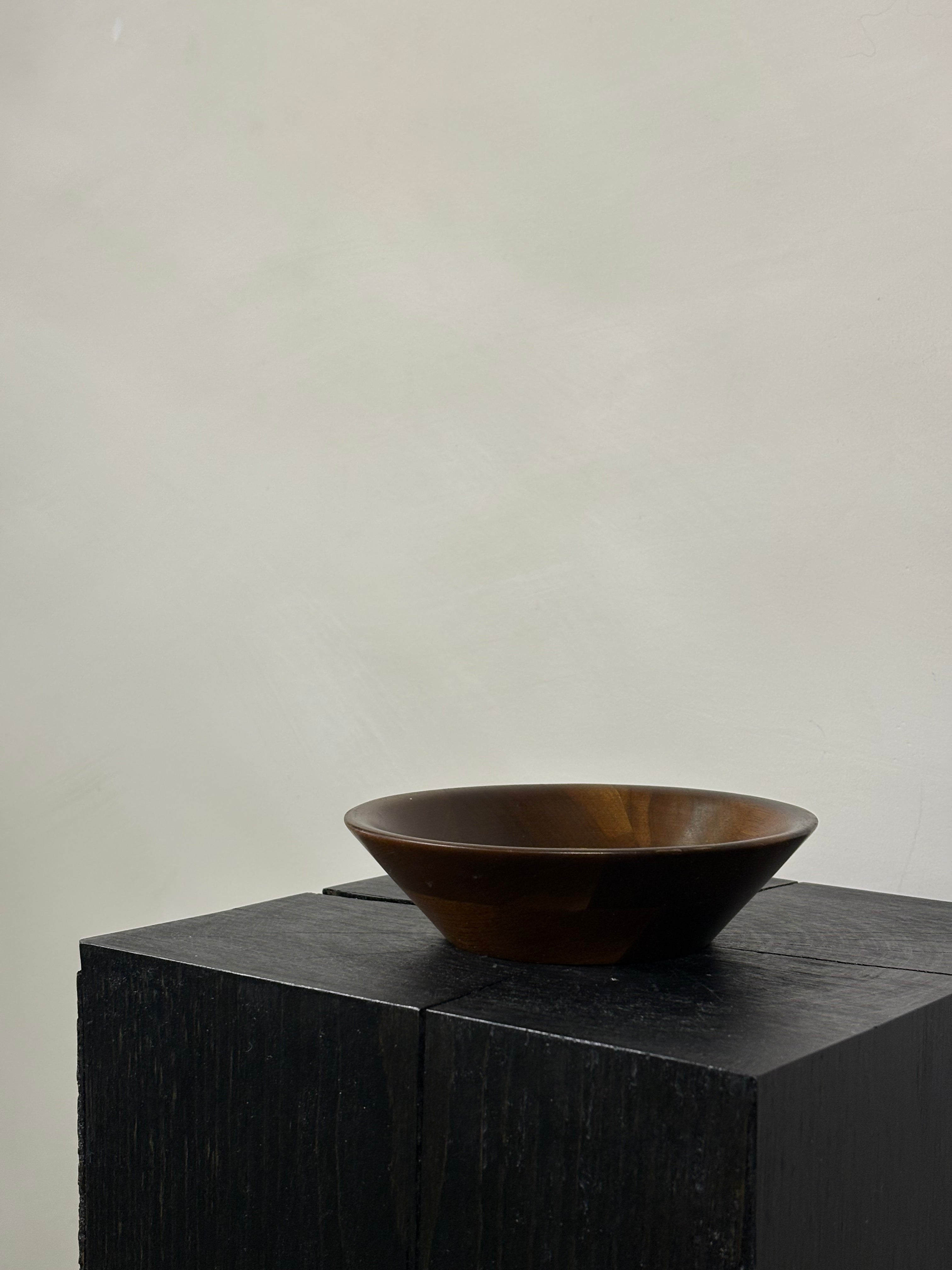 WOODEN BOWL