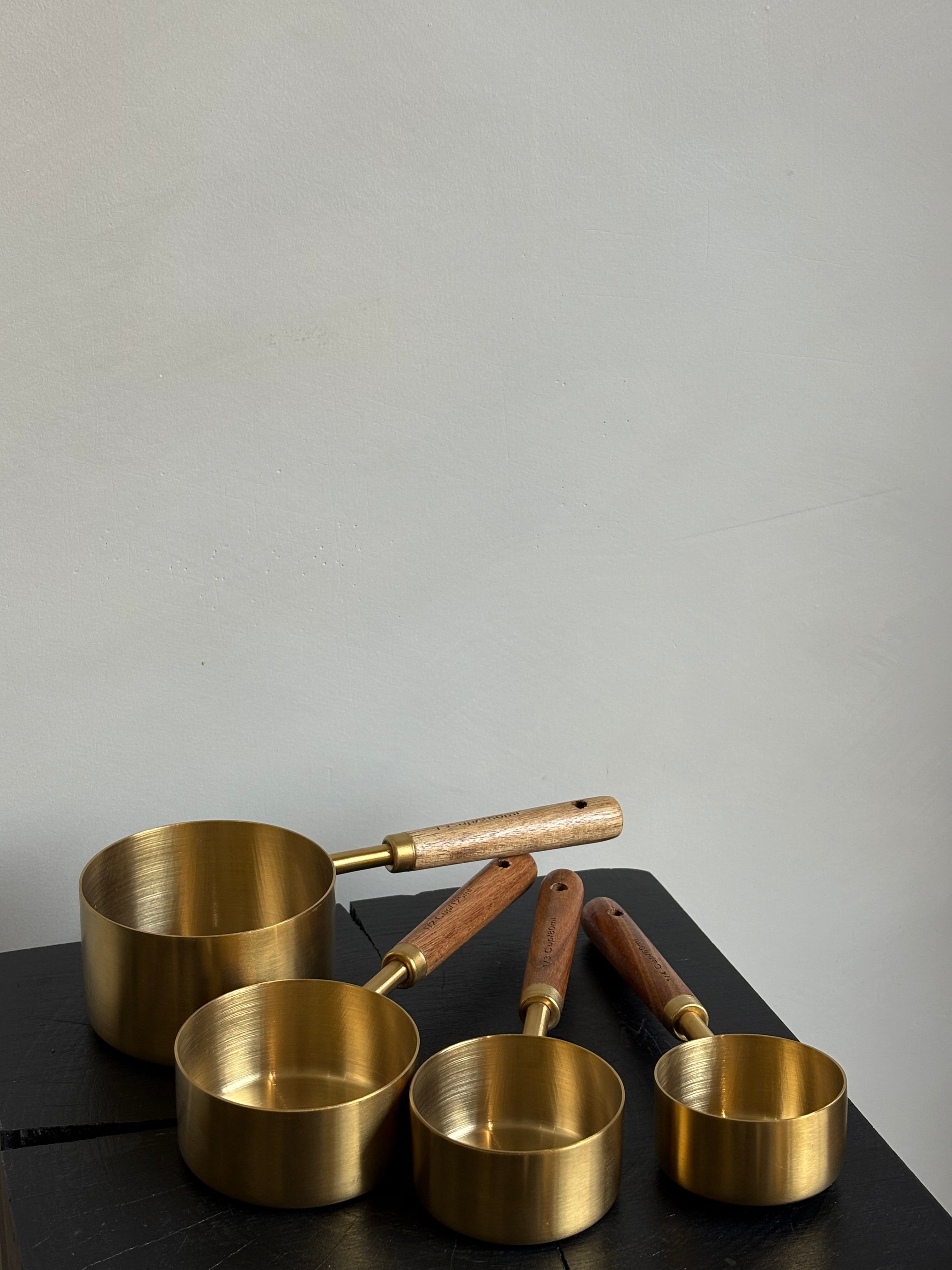 GOLD MEASURING CUP SET