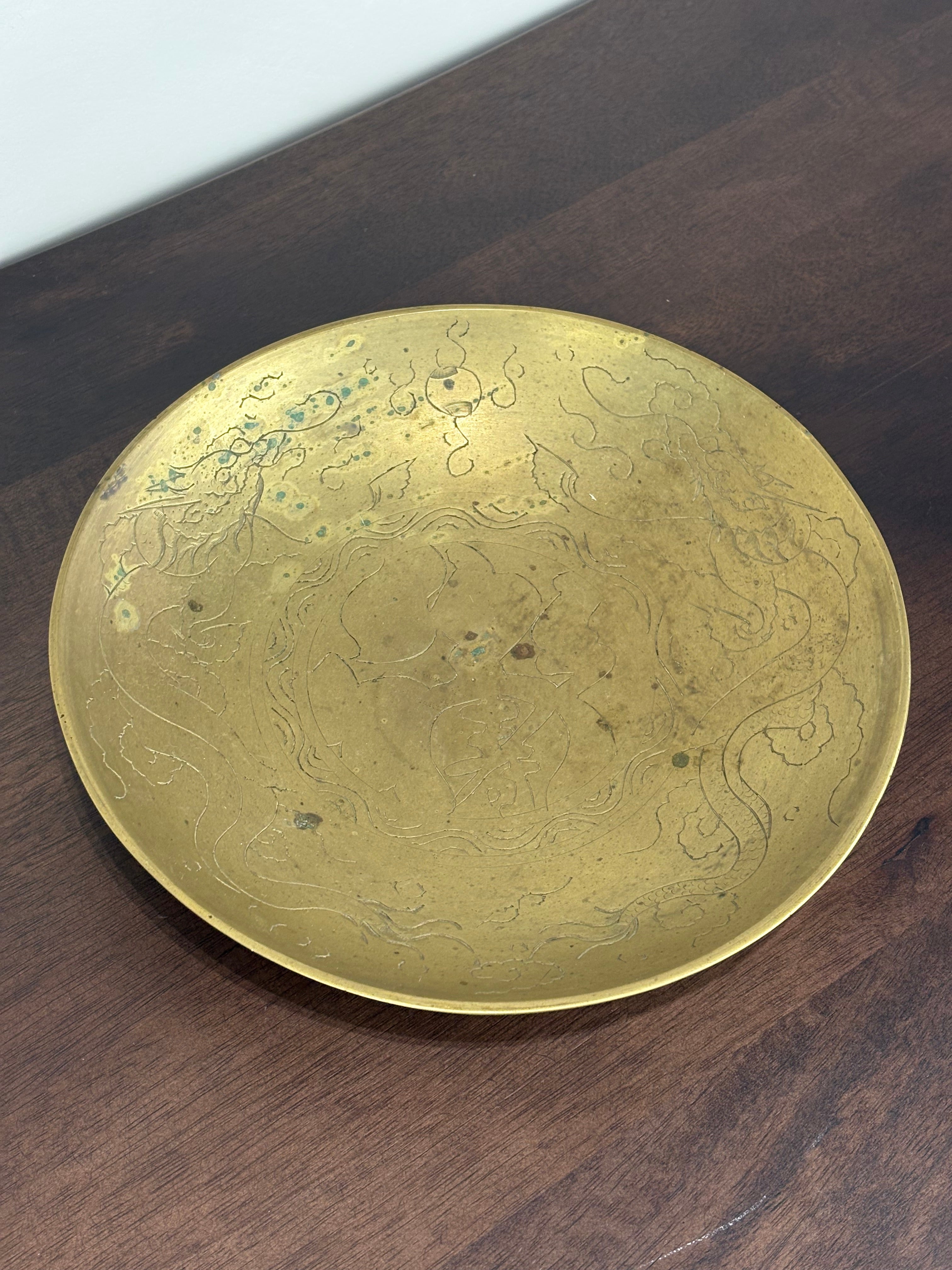 TEXTURED BRASS BOWL