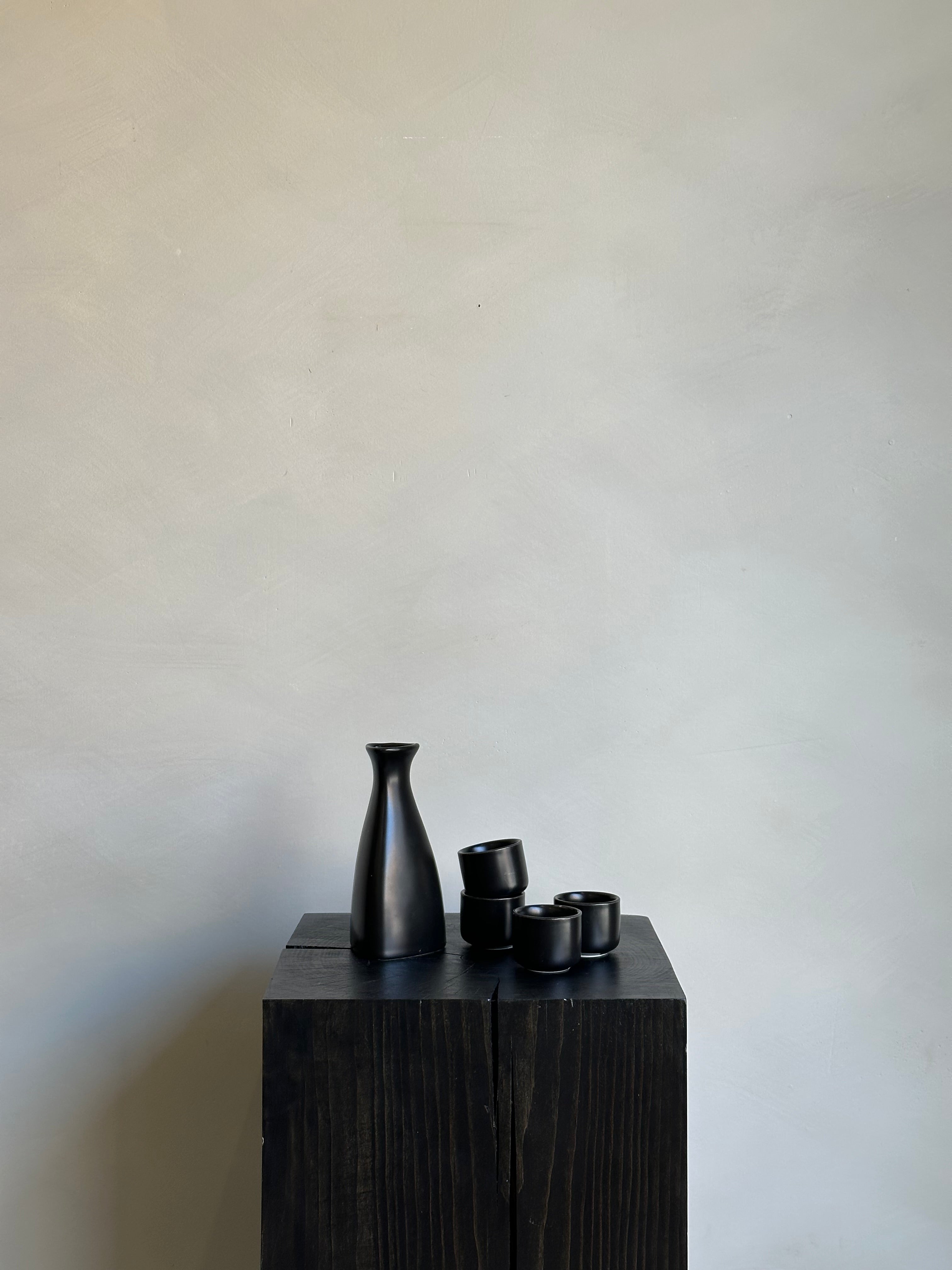 CERAMIC CARAFE + OCHOKO SET