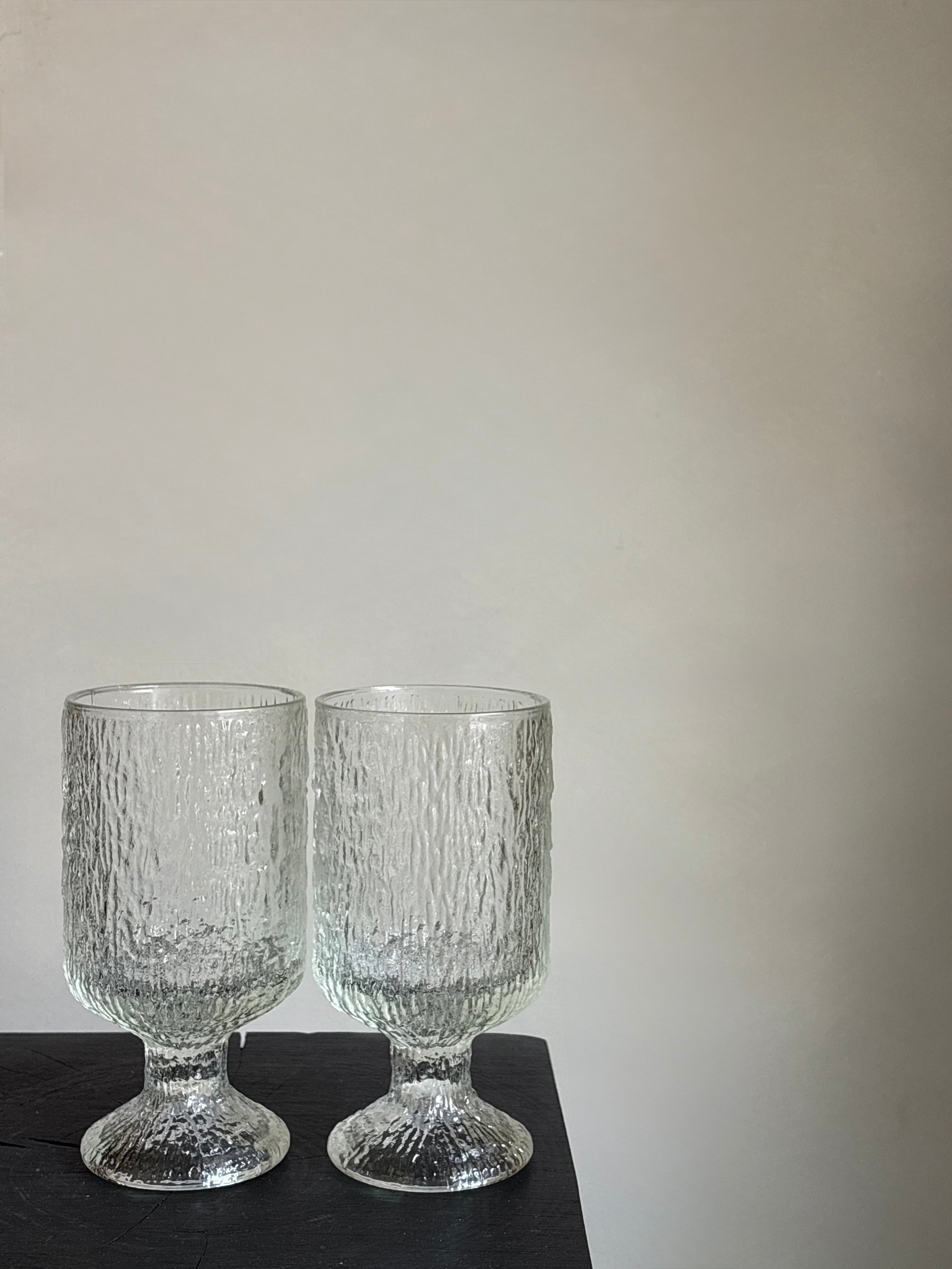 VINTAGE INDIANA "CRYSTAL ICE BARK" GLASS