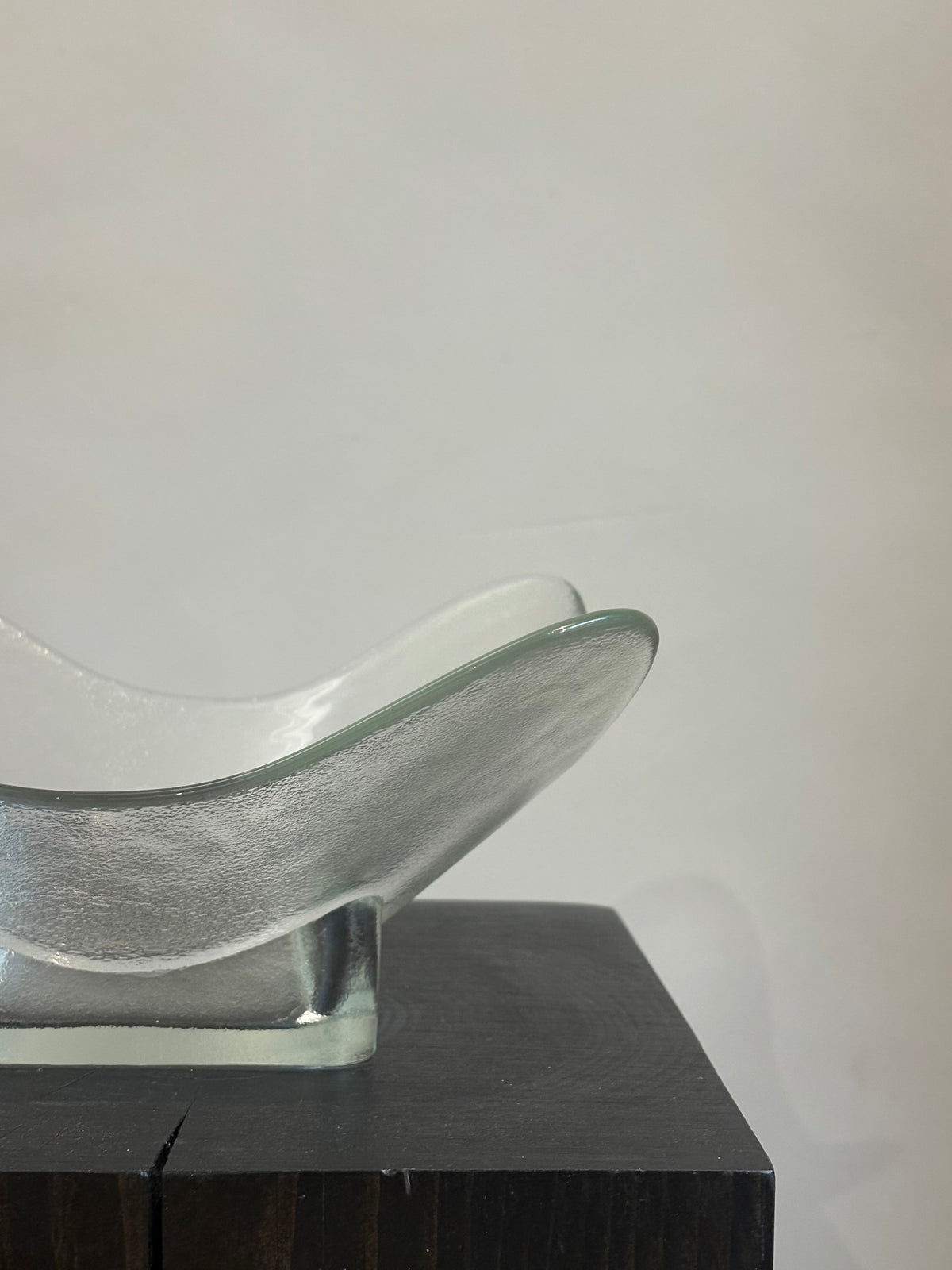 VINTAGE GLASS BOWL