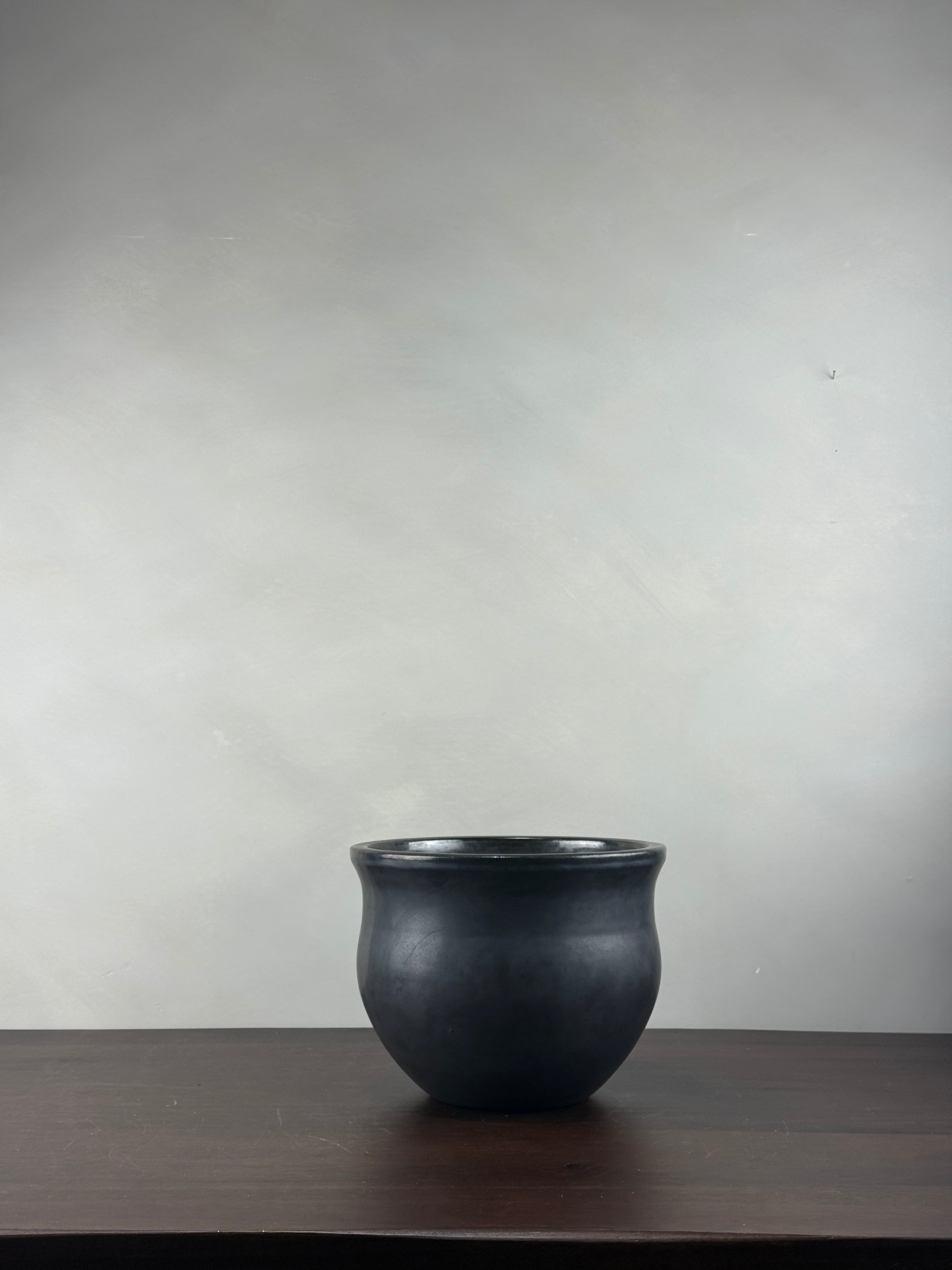 PLANTER POT