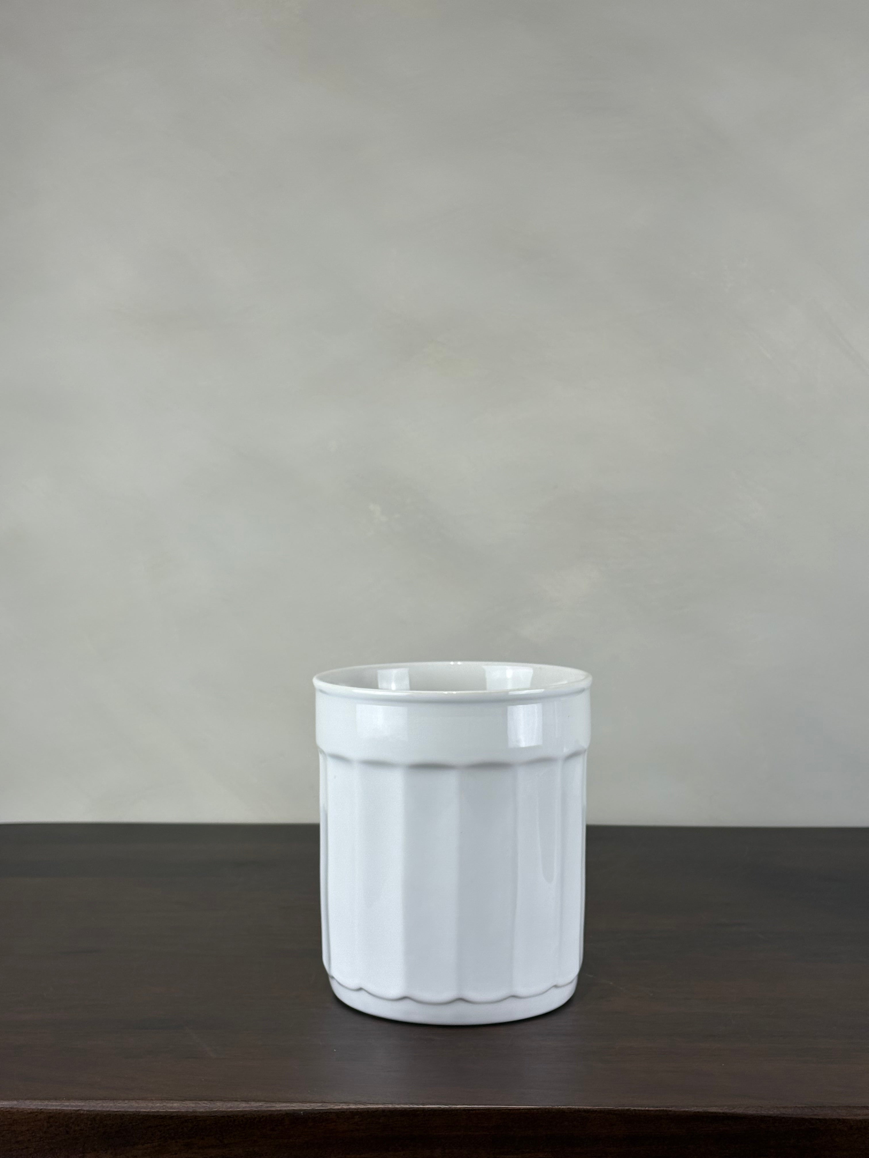 WHITE CERAMIC UTENSIL HOLDER