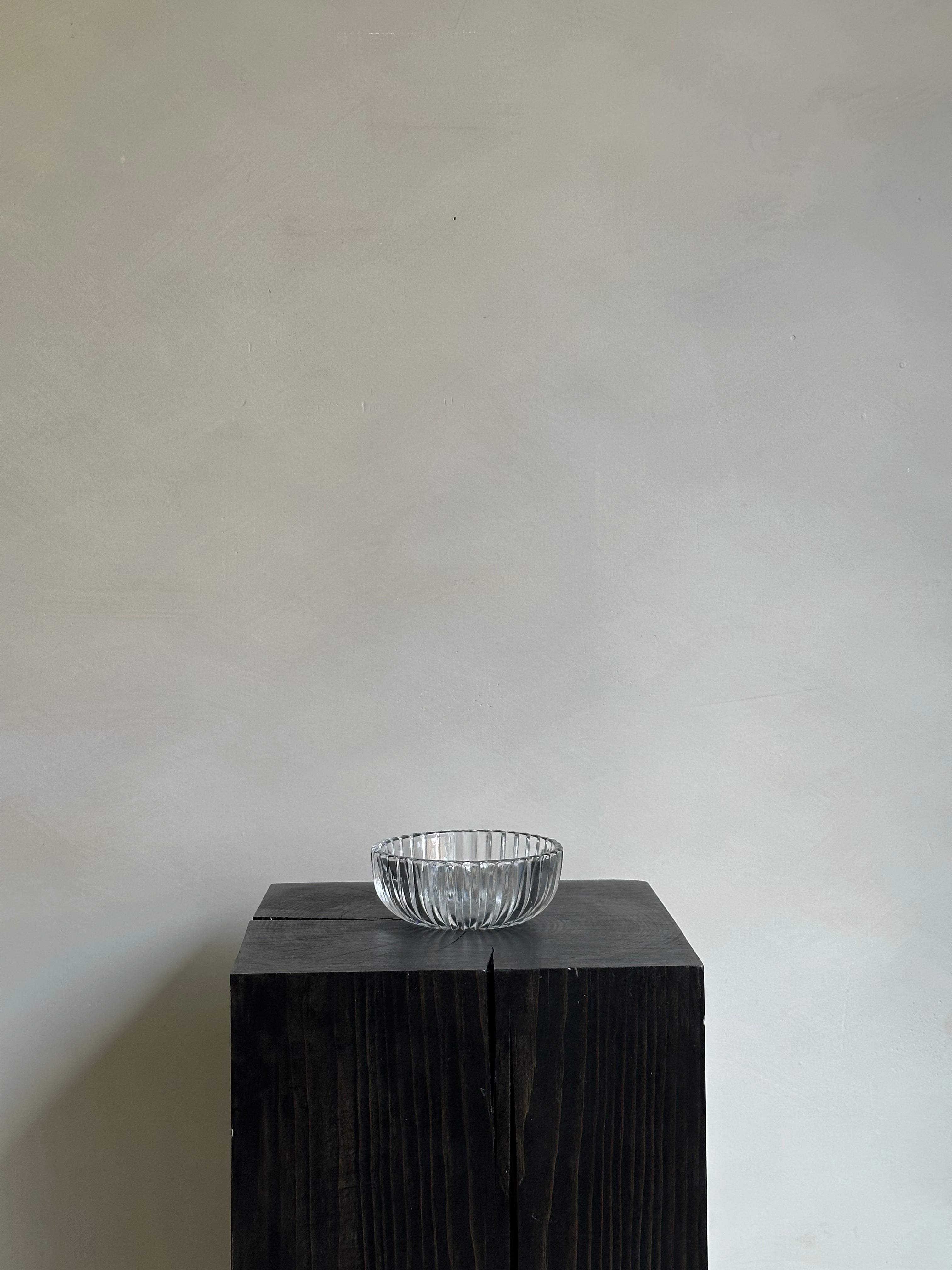 PLEATED CRYSTAL DISH