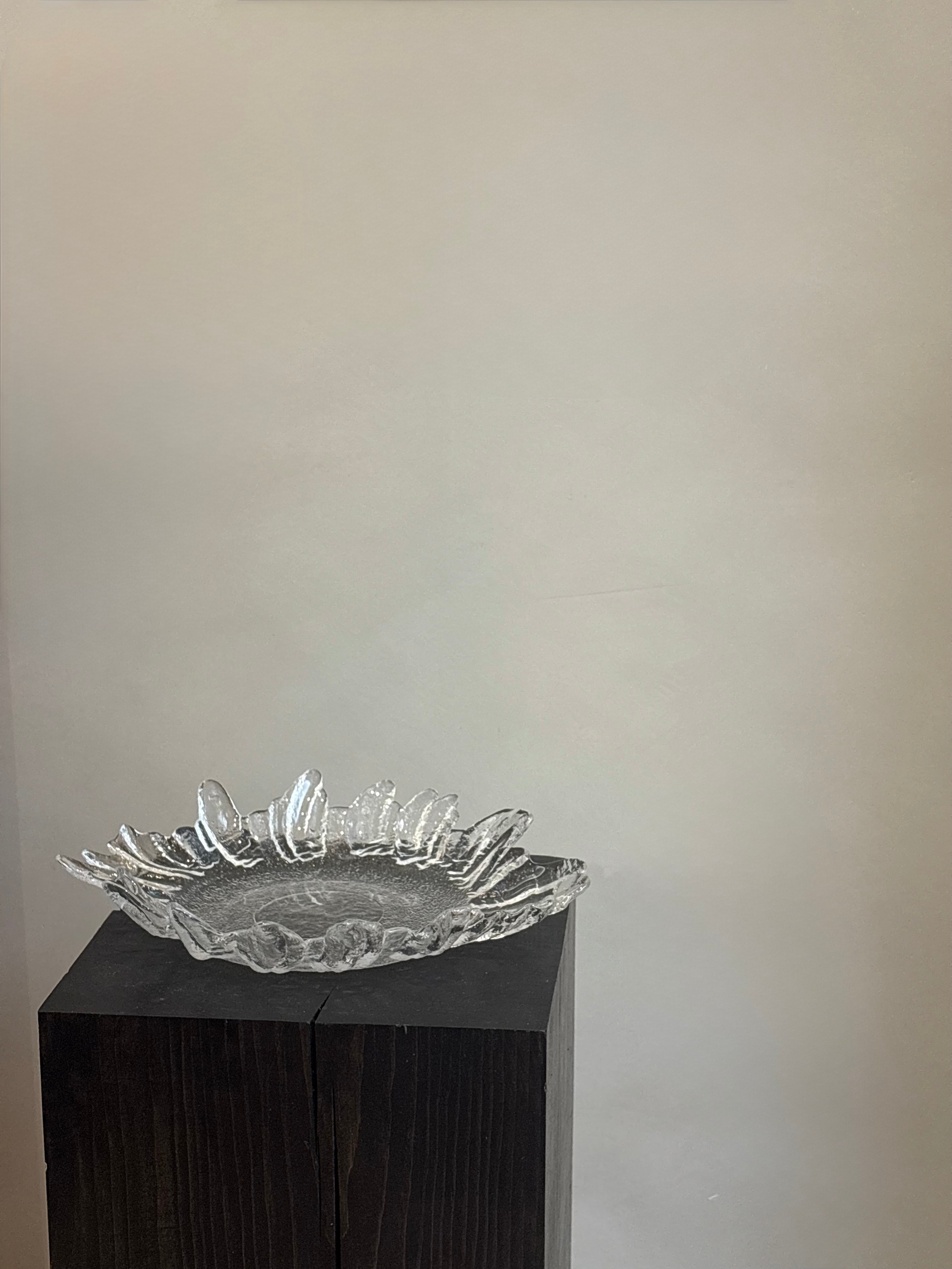 VINTAGE SWEDEN GLASS BOWL