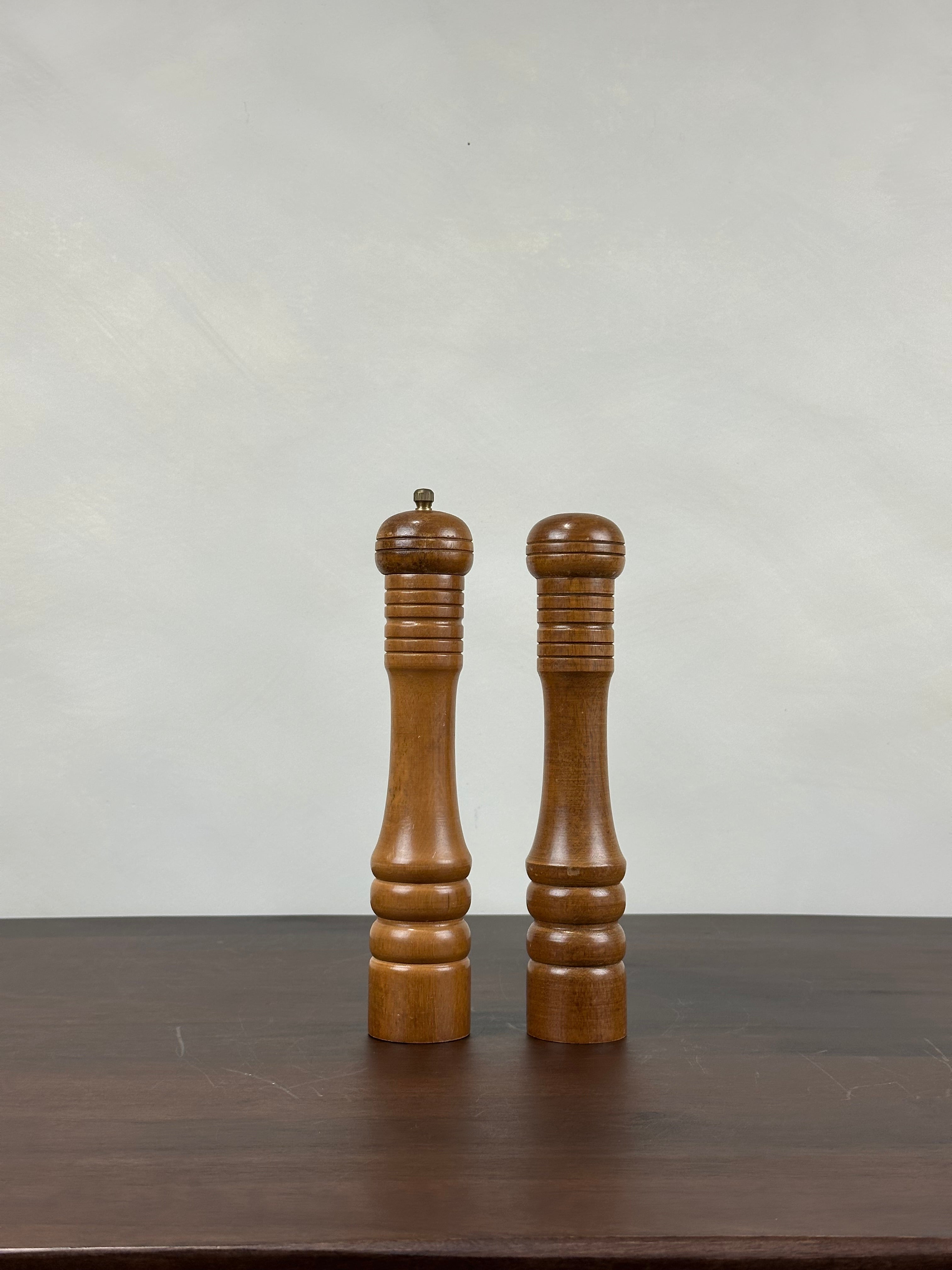 CLASSIC SALT & PEPPER SET