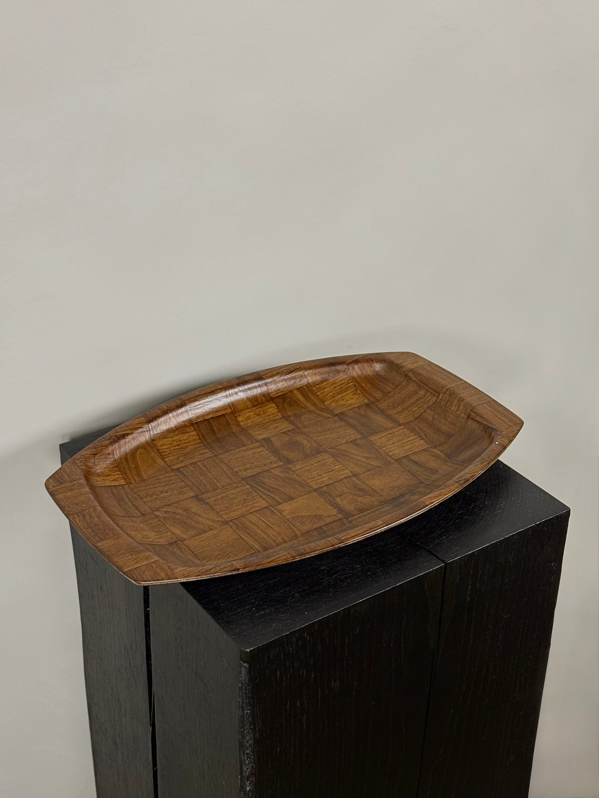 WOODEN TRAY