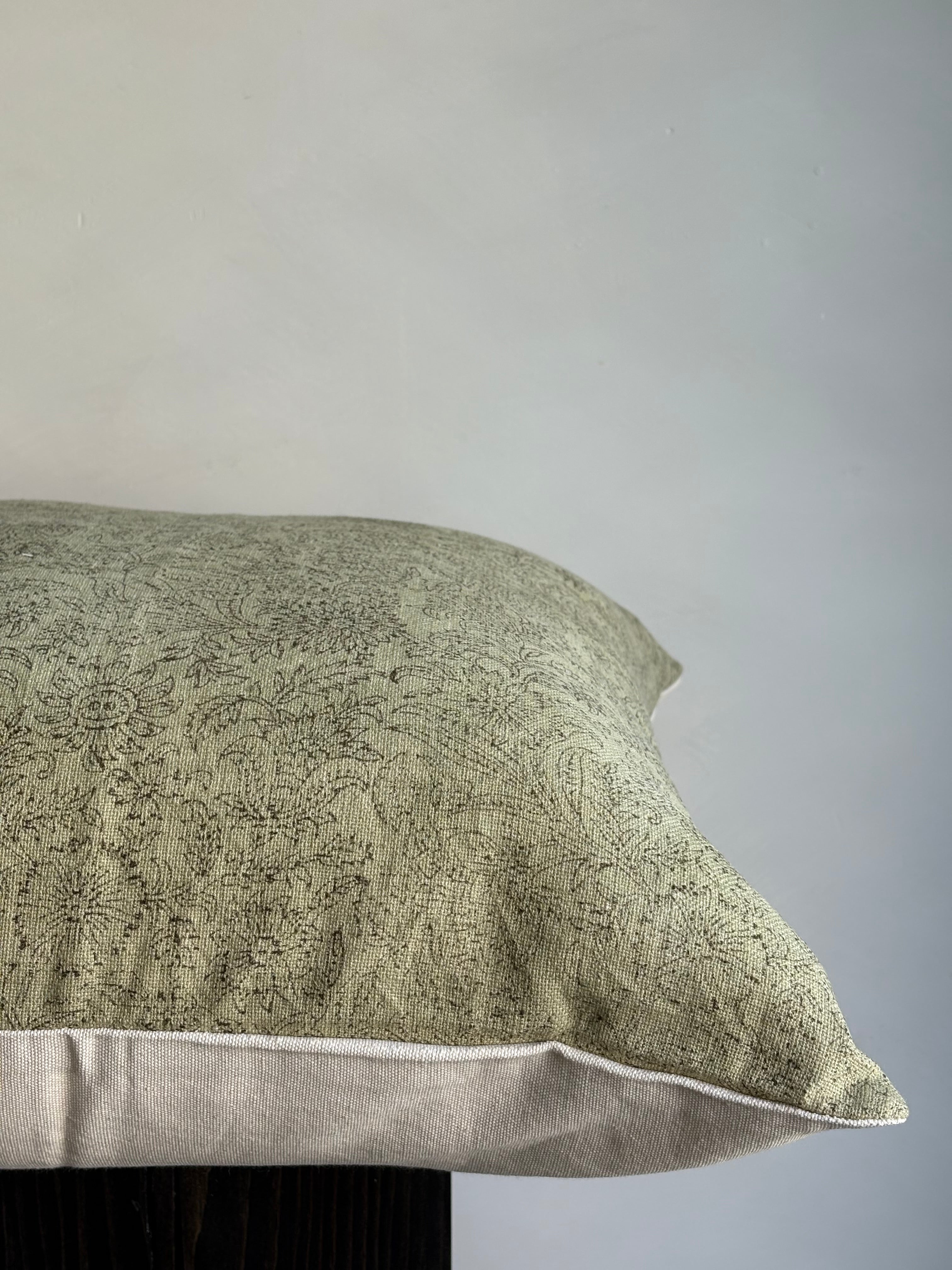 INKED VINE | PILLOW COVER
