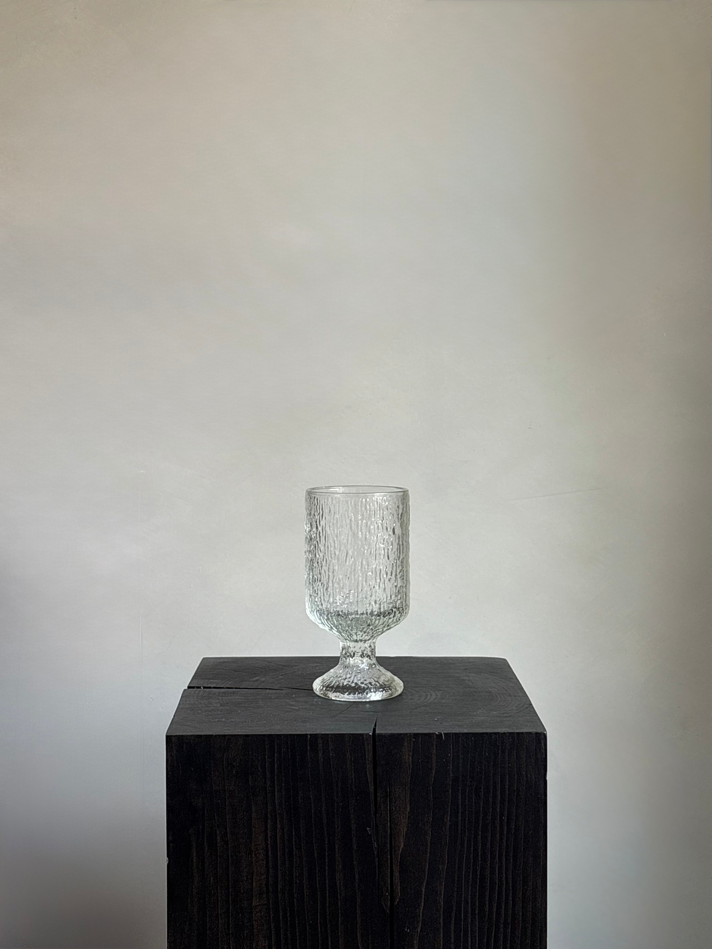 VINTAGE INDIANA "CRYSTAL ICE BARK" GLASS