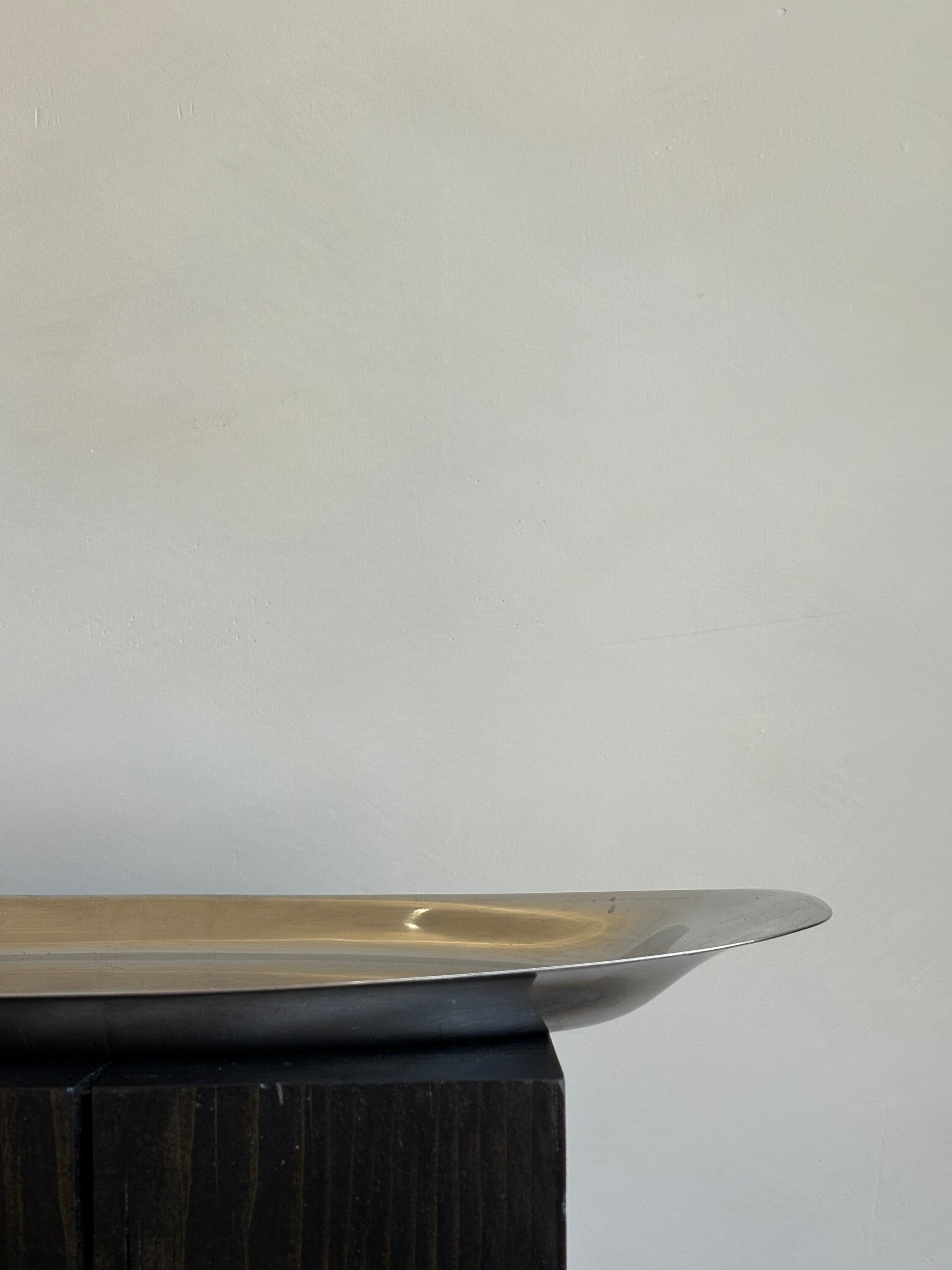 LARGE OVAL CHROME TRAY