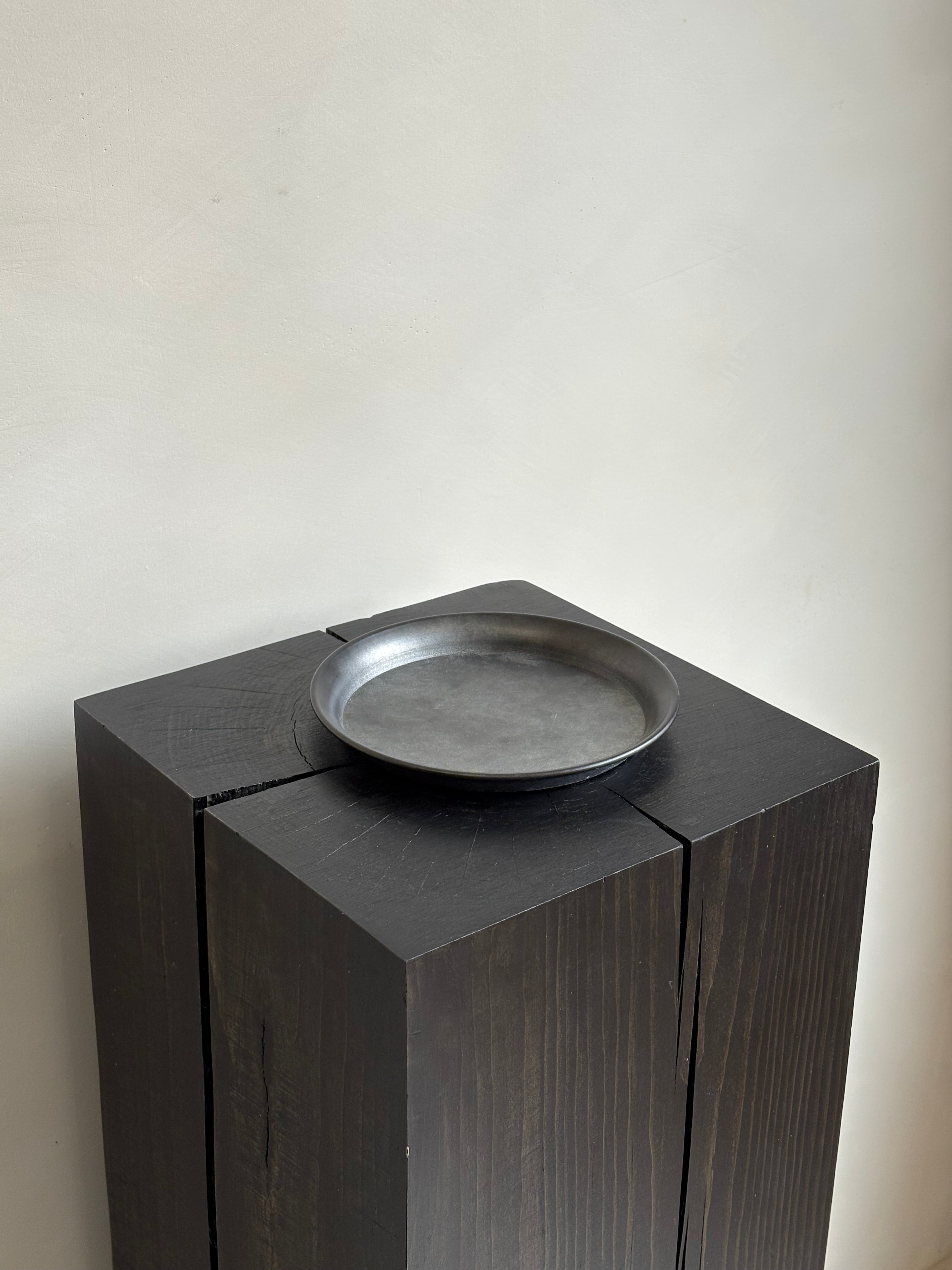 METAL ROUND TRAY