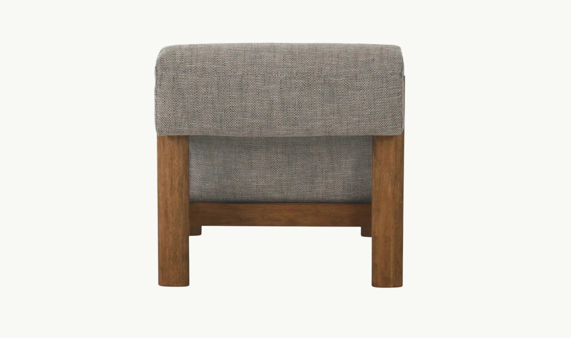 THE HARLOW ACCENT CHAIR