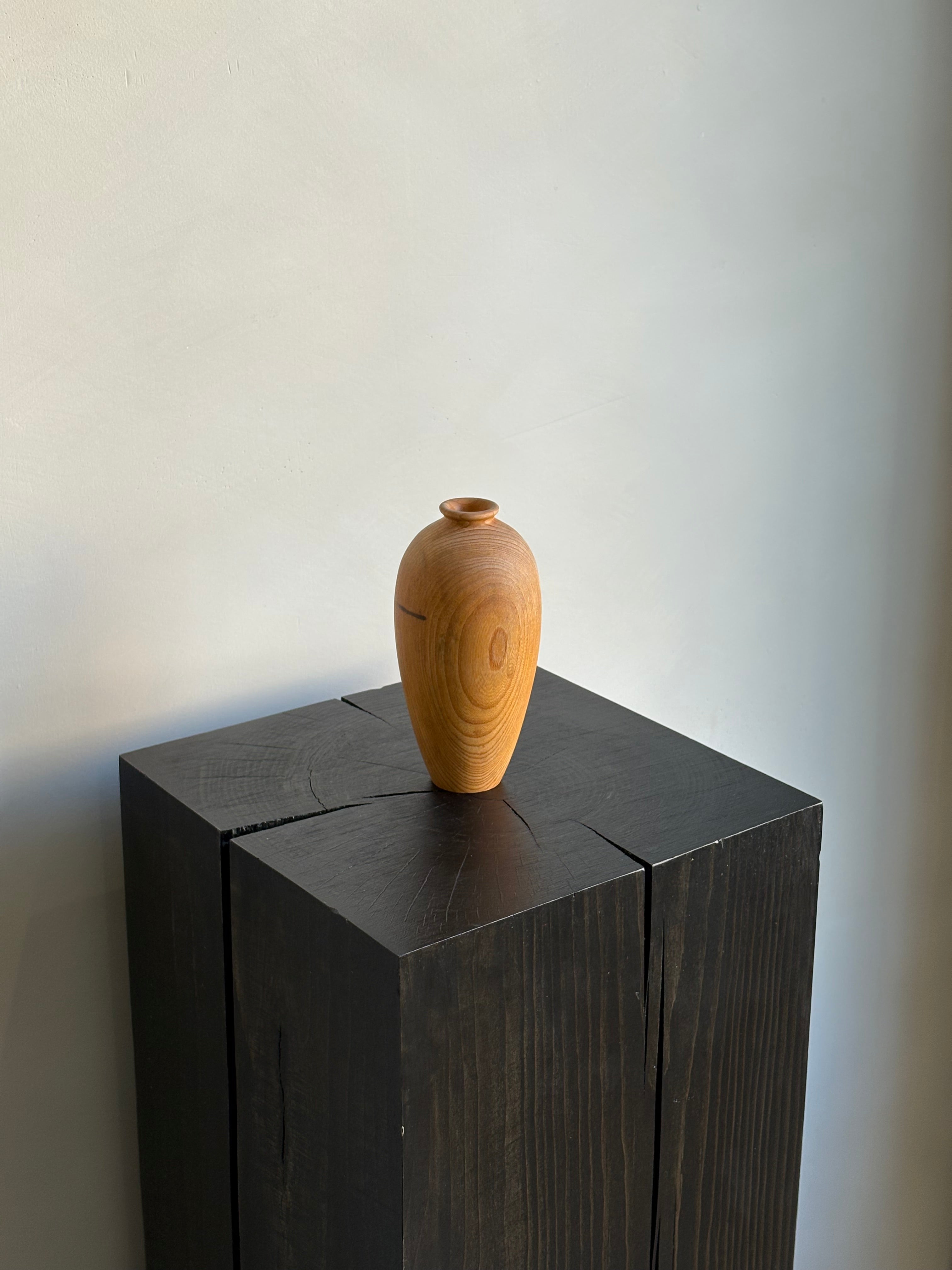 WOODEN VASE