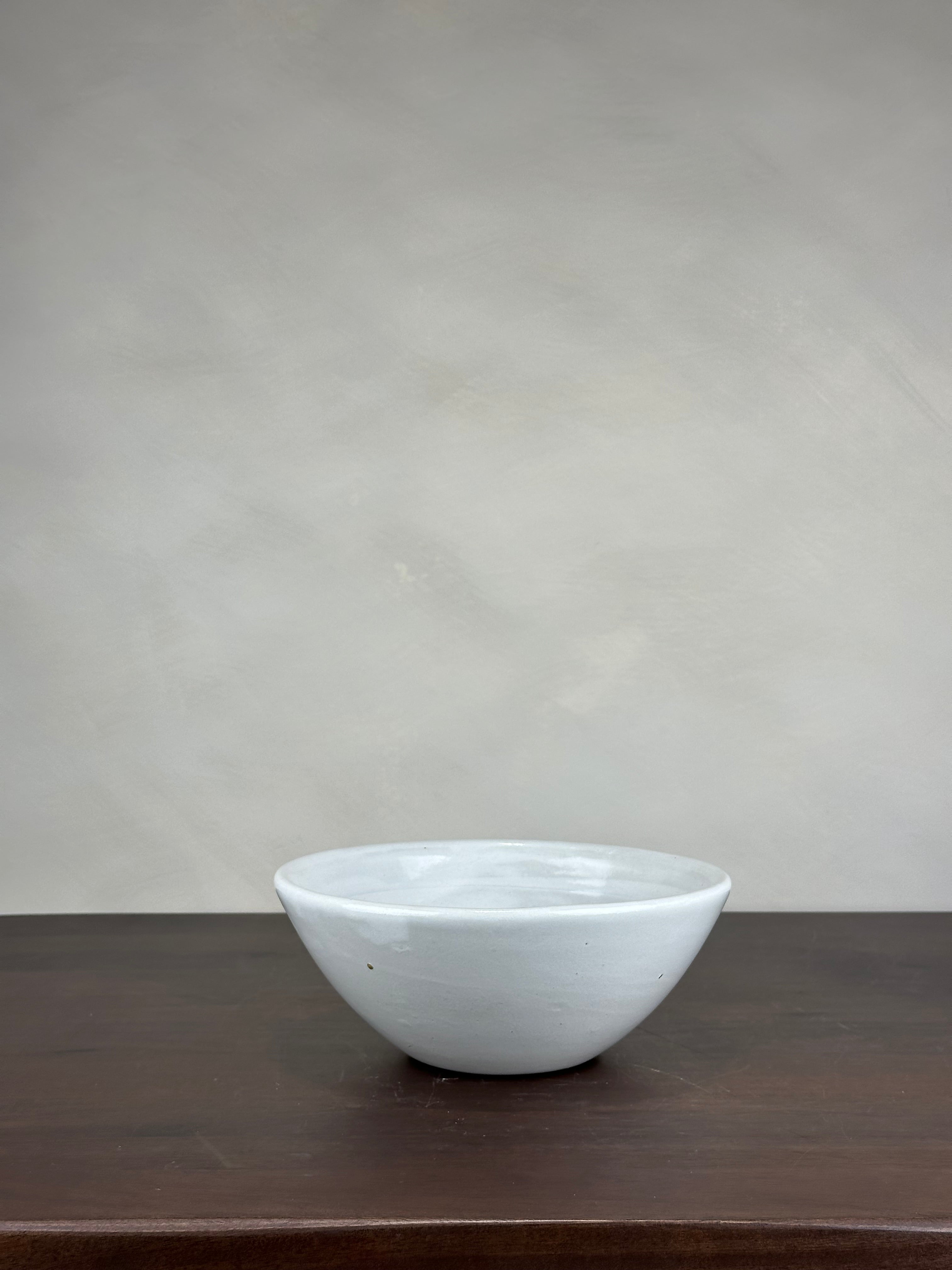 WHITE CERAMIC MIXING BOWL