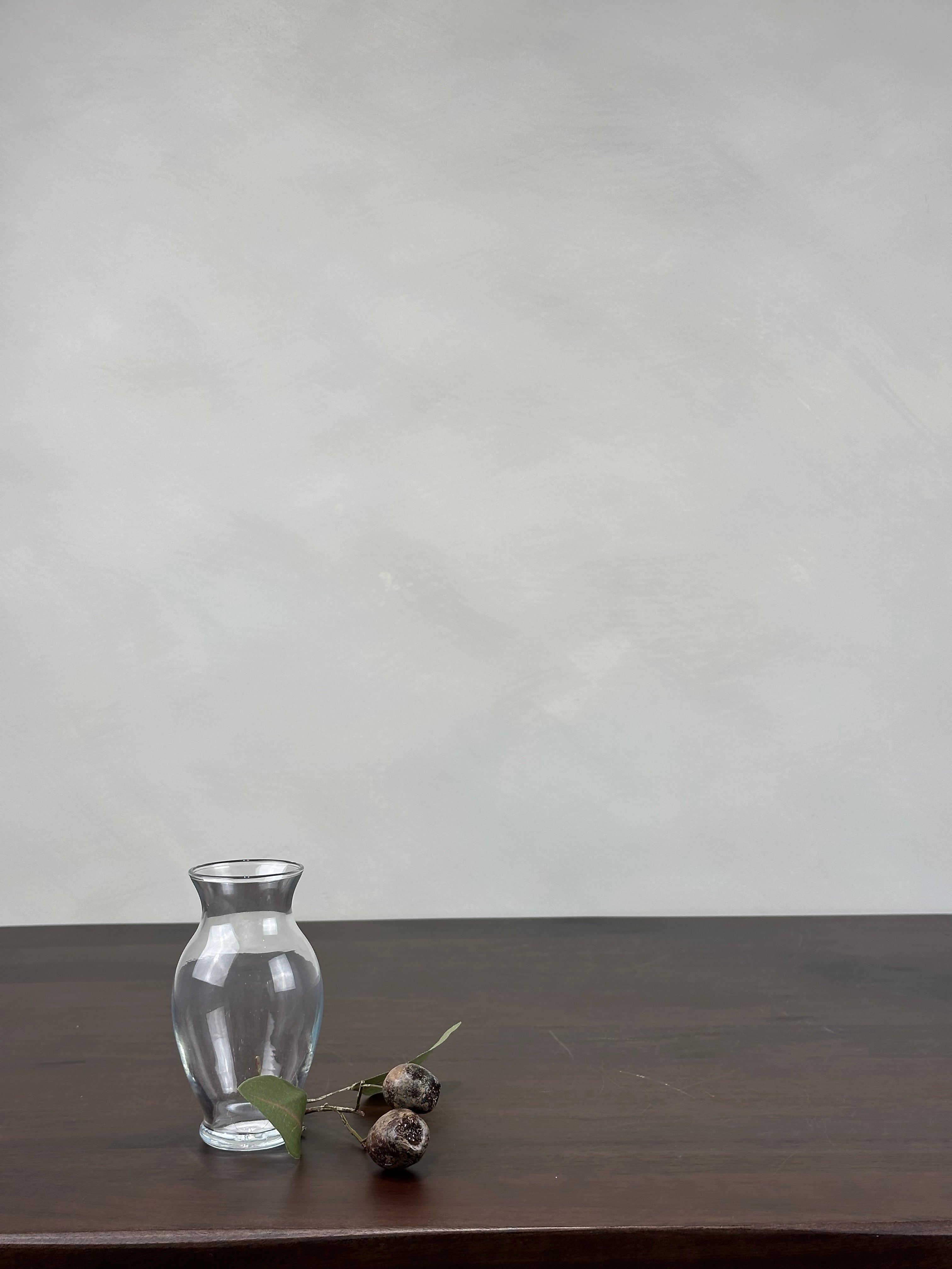 SMALL GLASS VASE