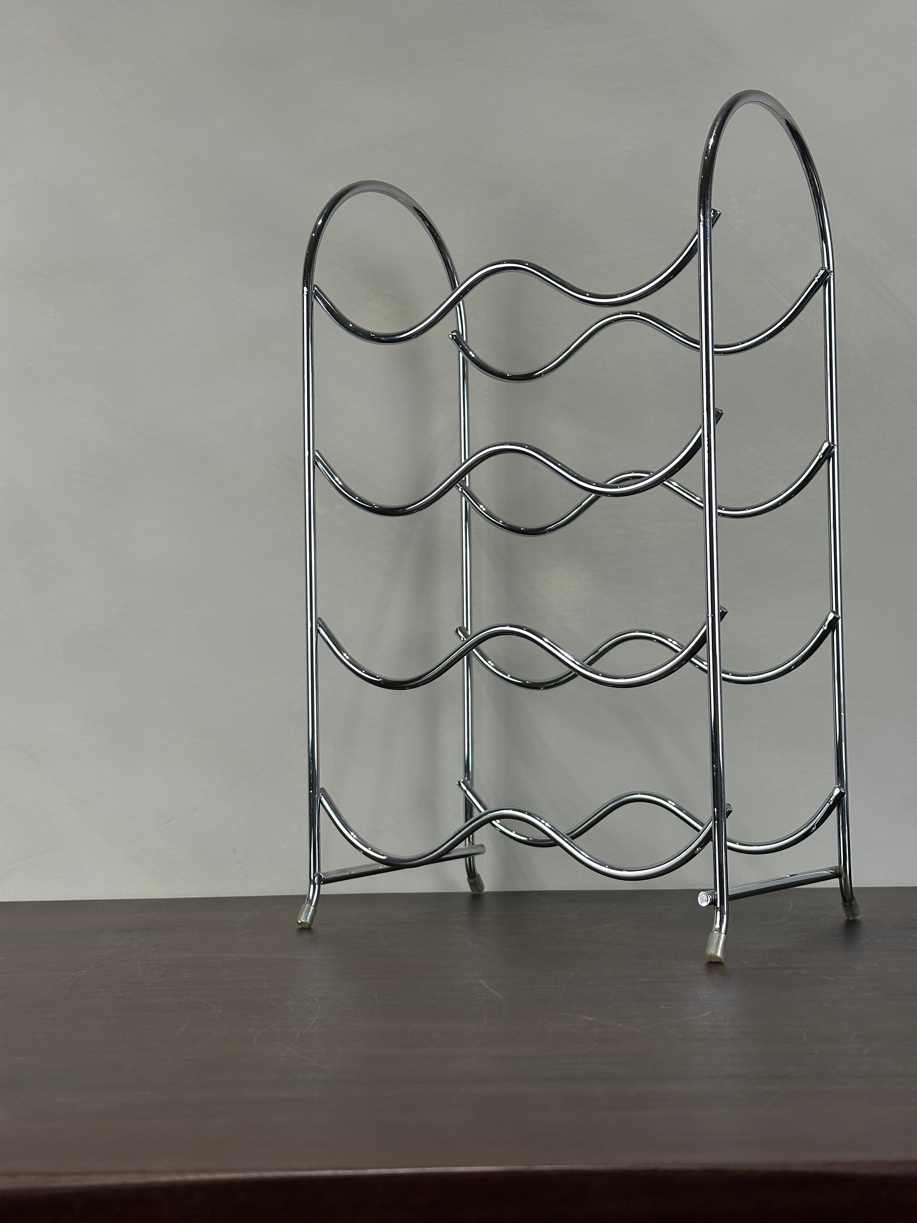 CURVY METAL WINE RACK