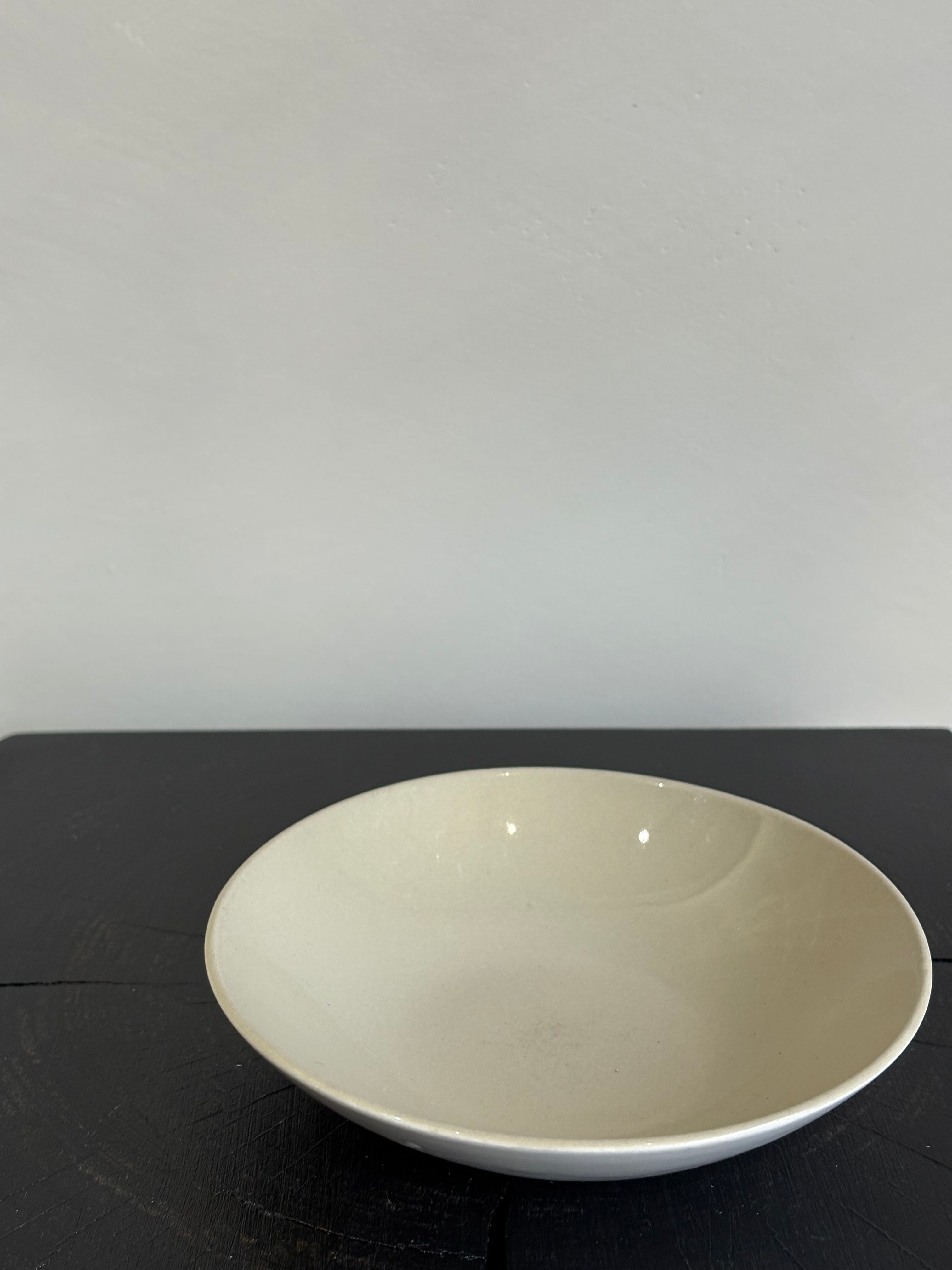 BEIGE BOWL
