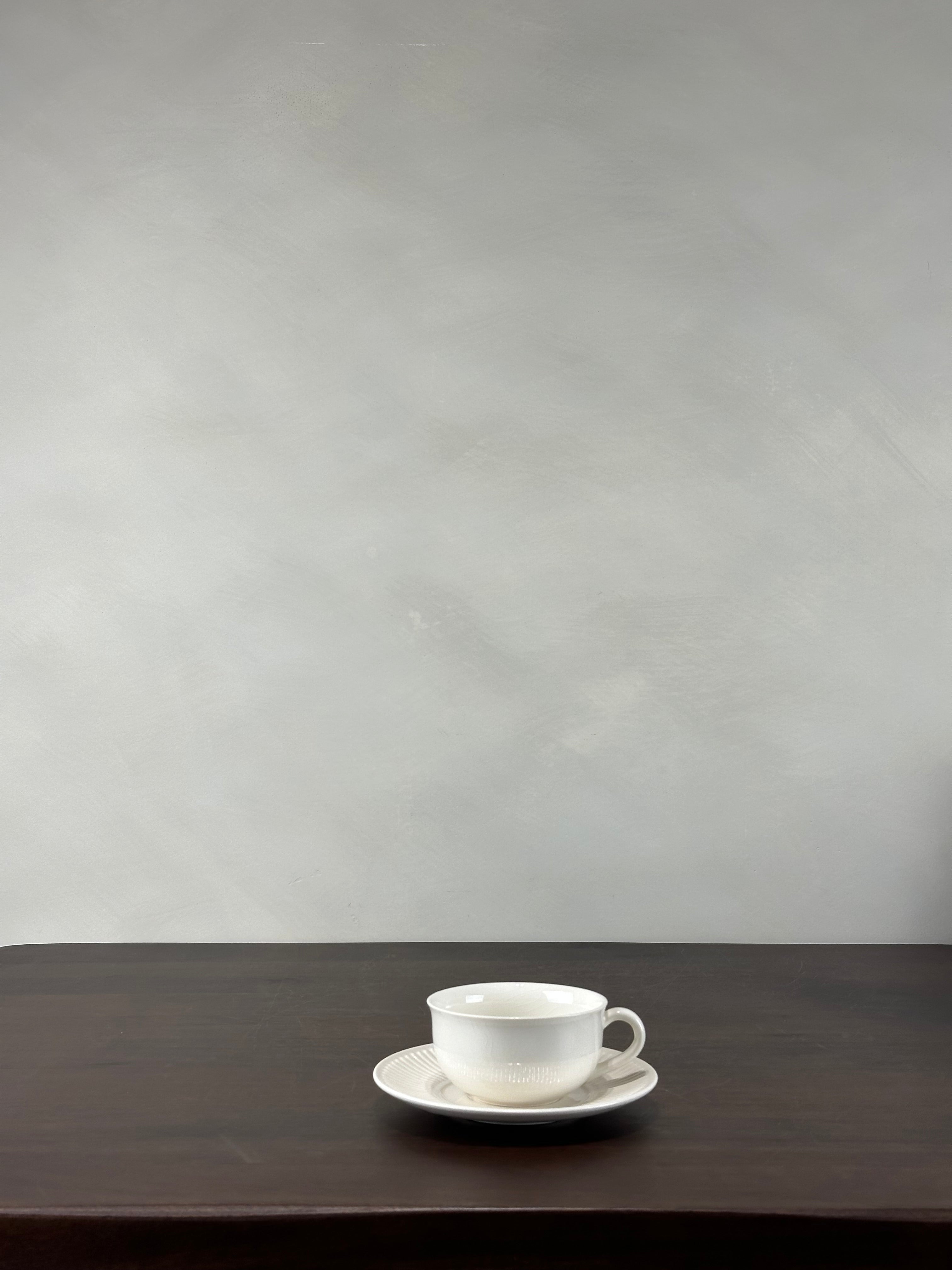 CLASSIC CERAMIC TEA CUP SET