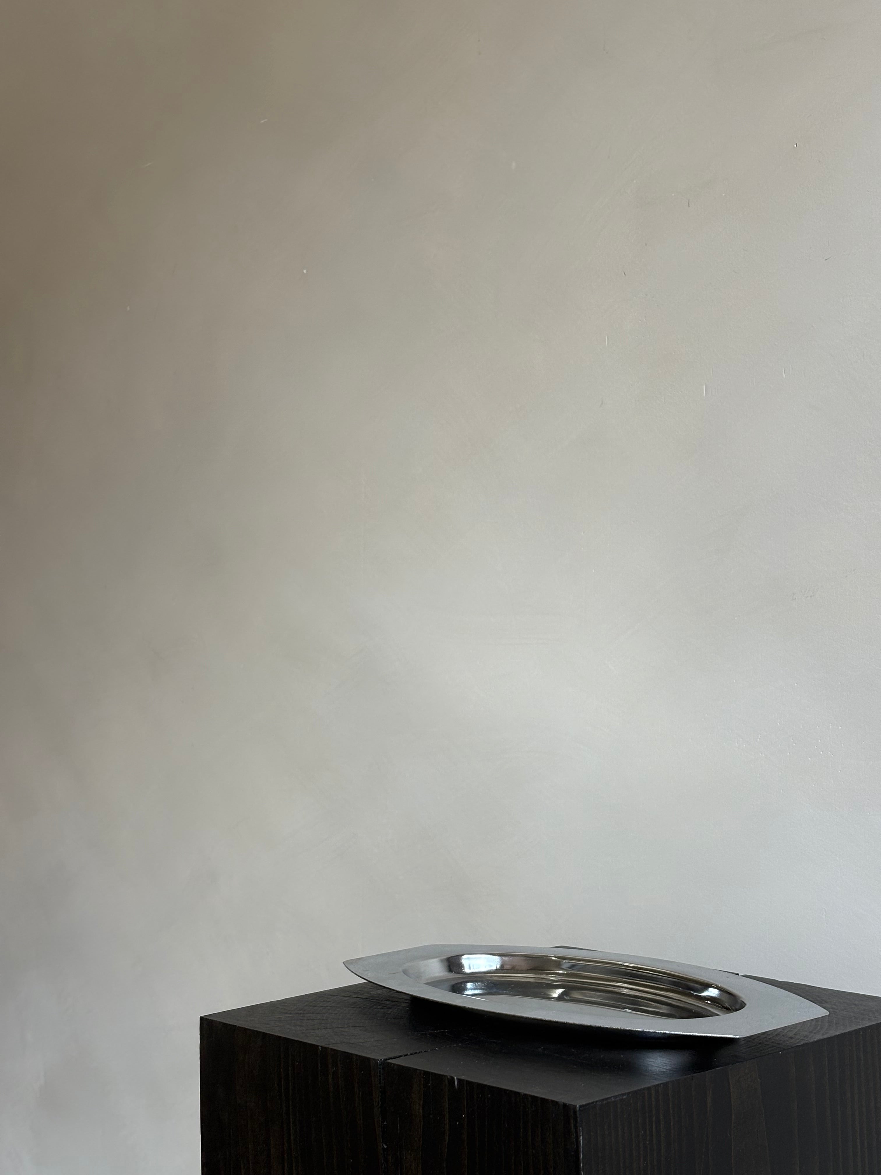 MODERN CHROME TRAY