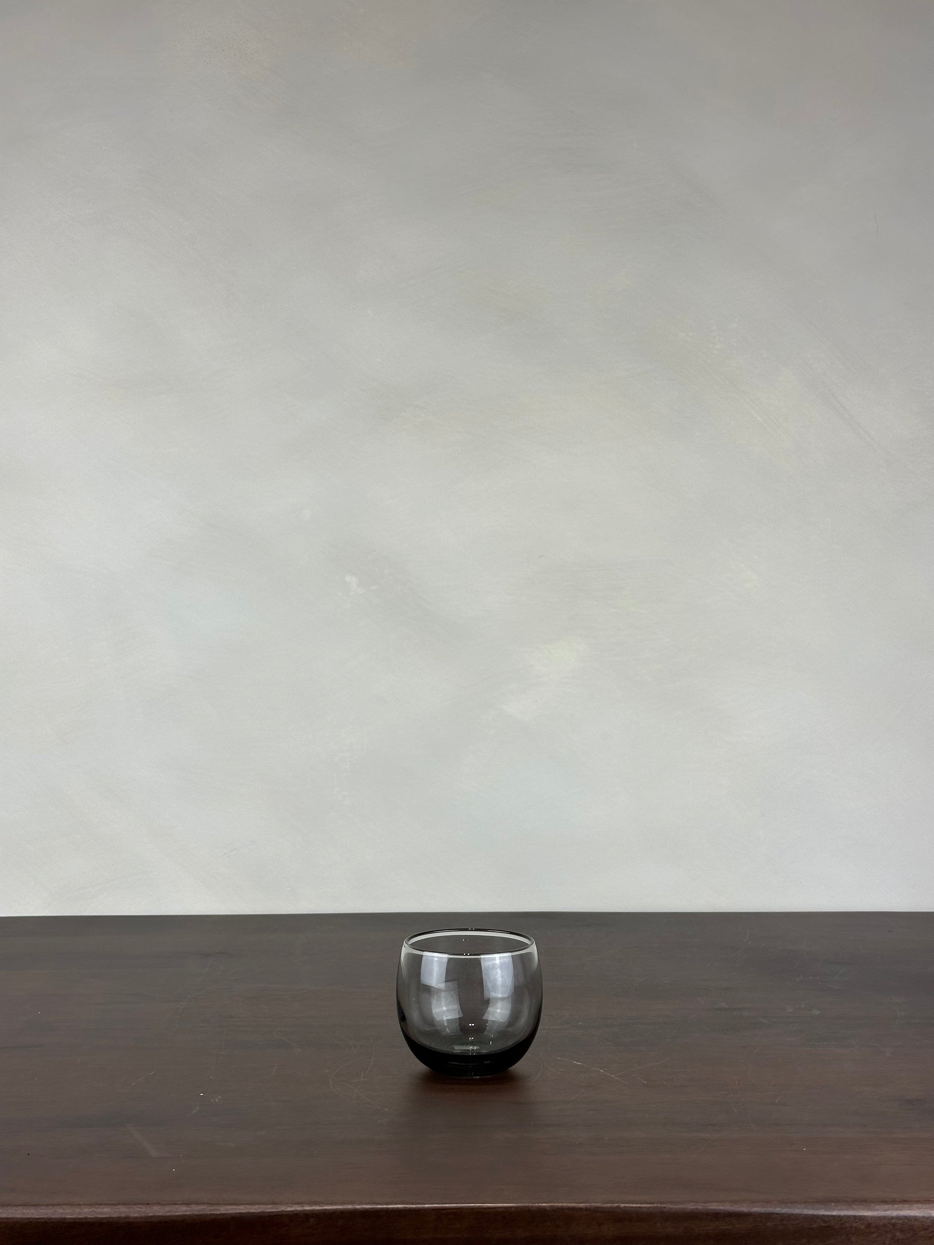 STEMLESS GLASS