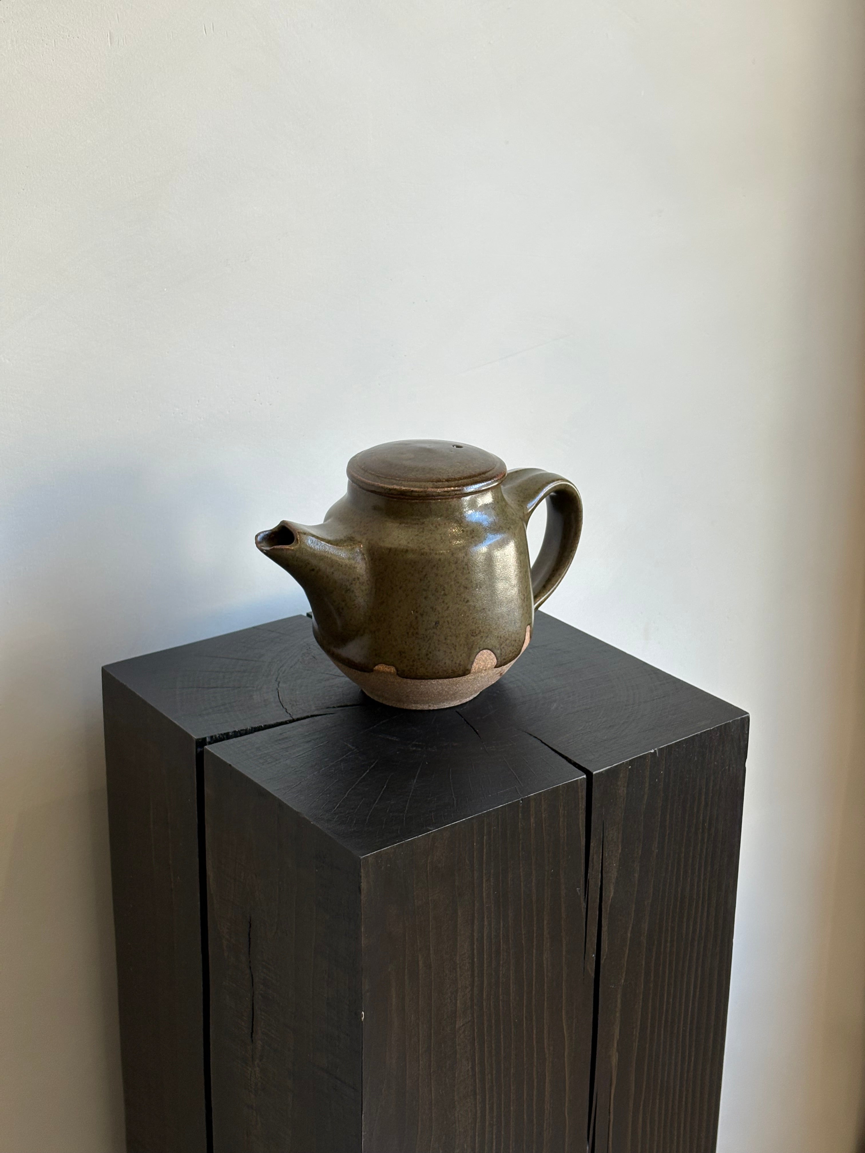 HANDCRAFTED TEA POT