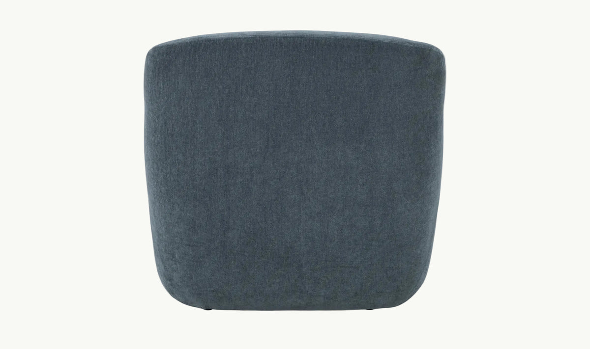 THE HADLEY LOUNGE CHAIR
