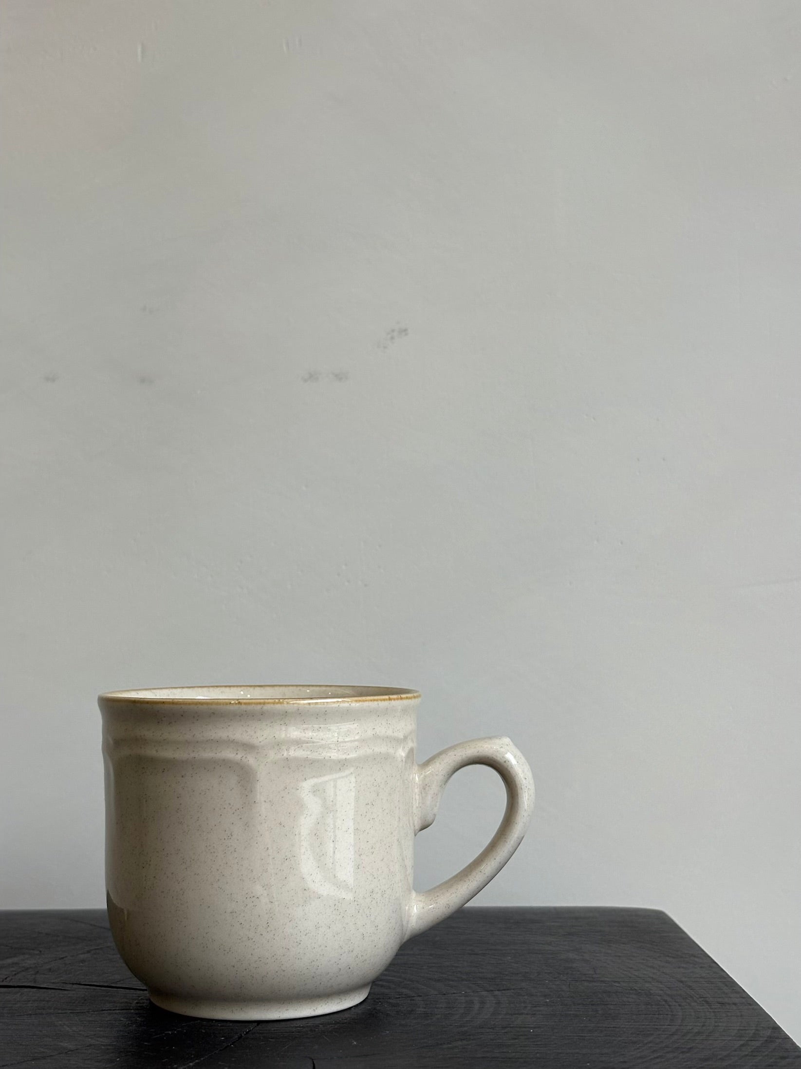 BROWN CLASSIC TEACUP