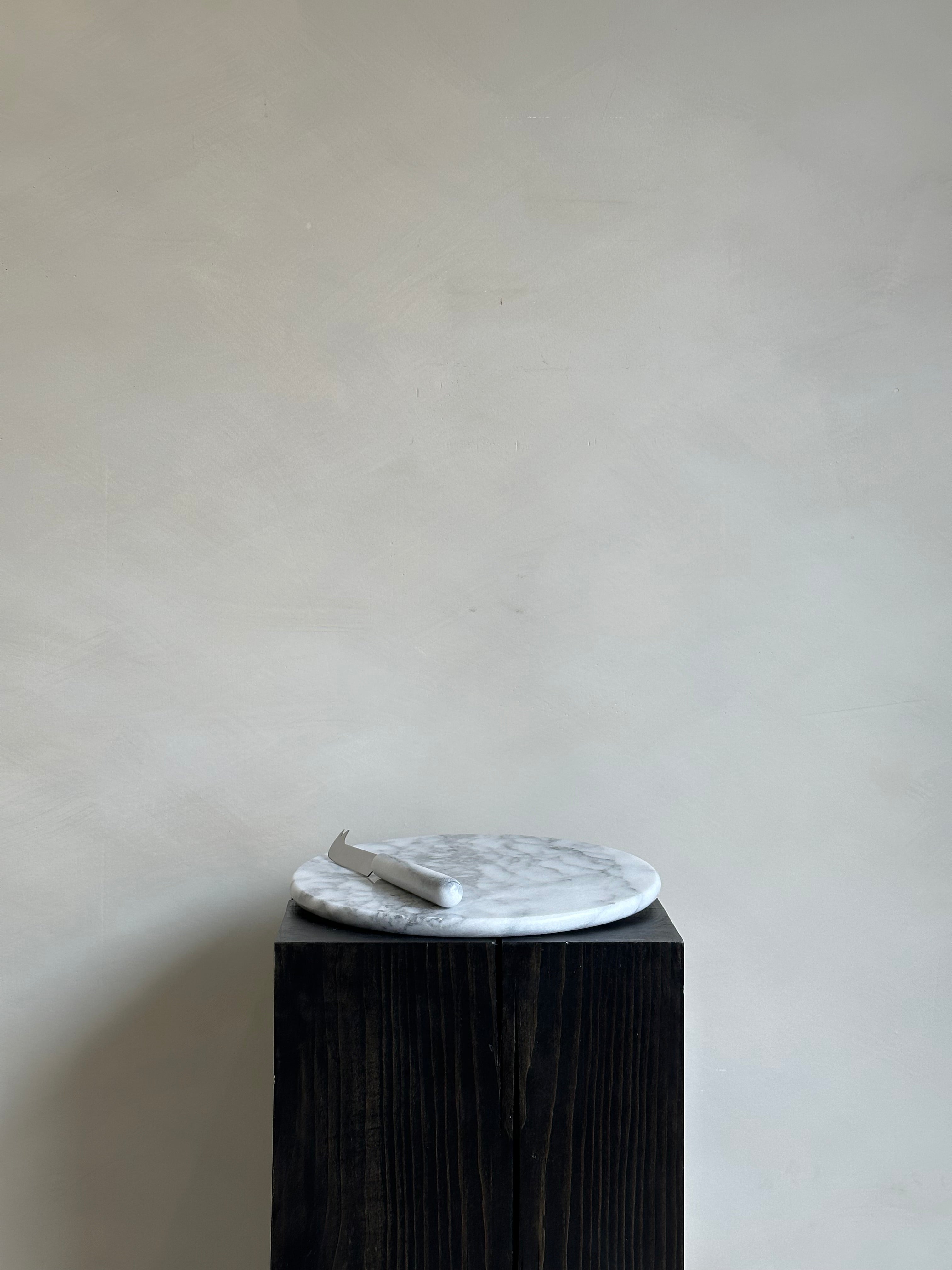 MARBLE CHEESE BOARD WHITE