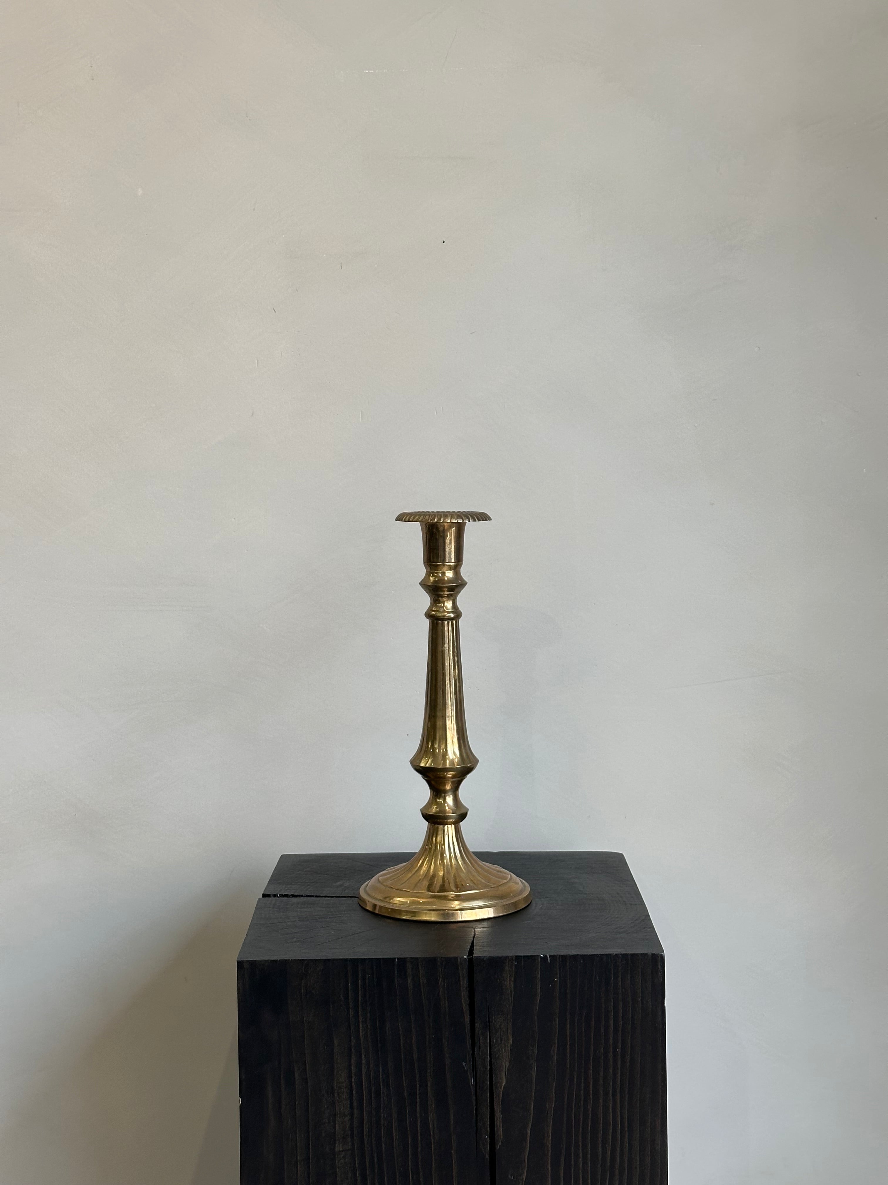 CLASSIC BRASS CANDLE STICK