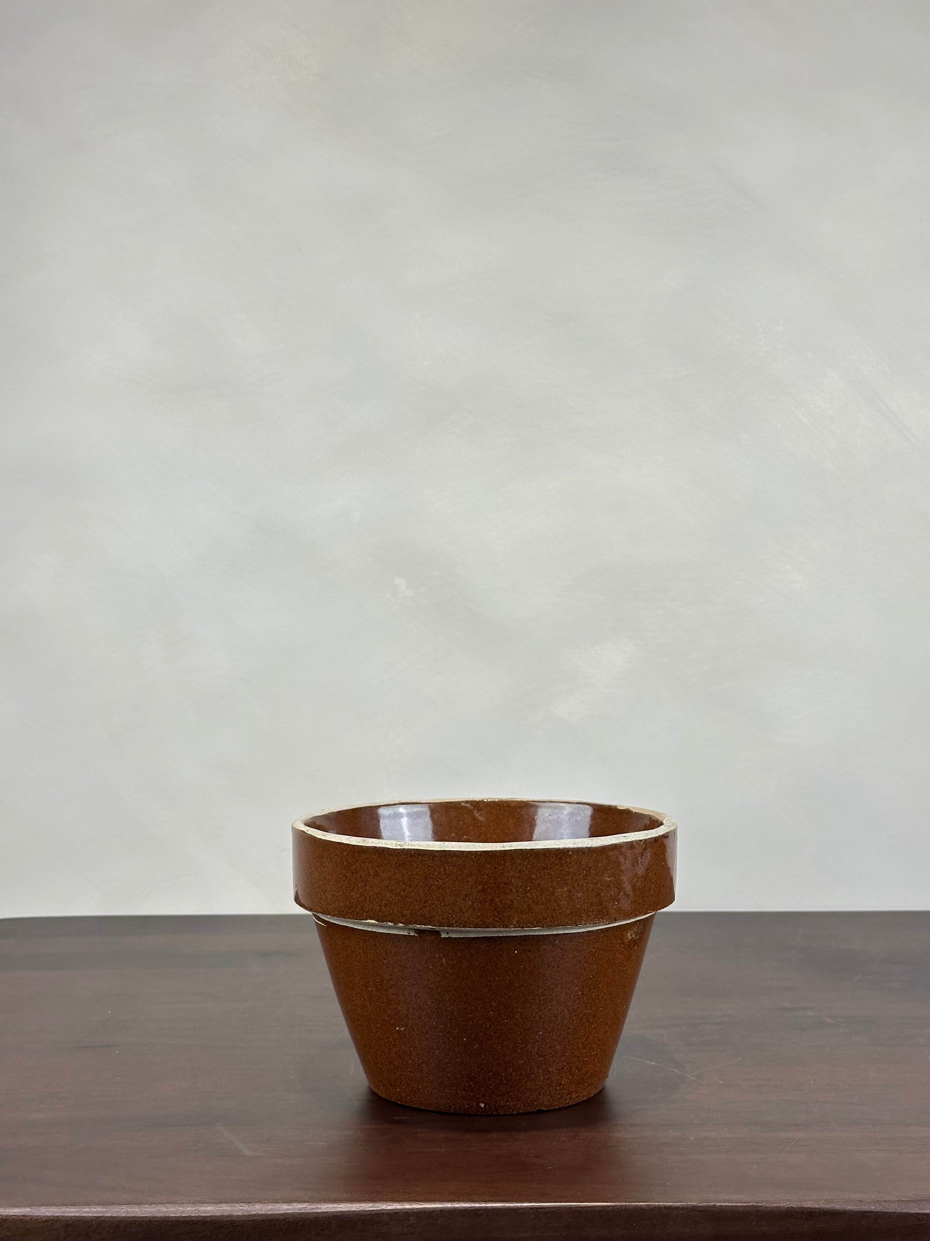 BROWN CERAMIC POT