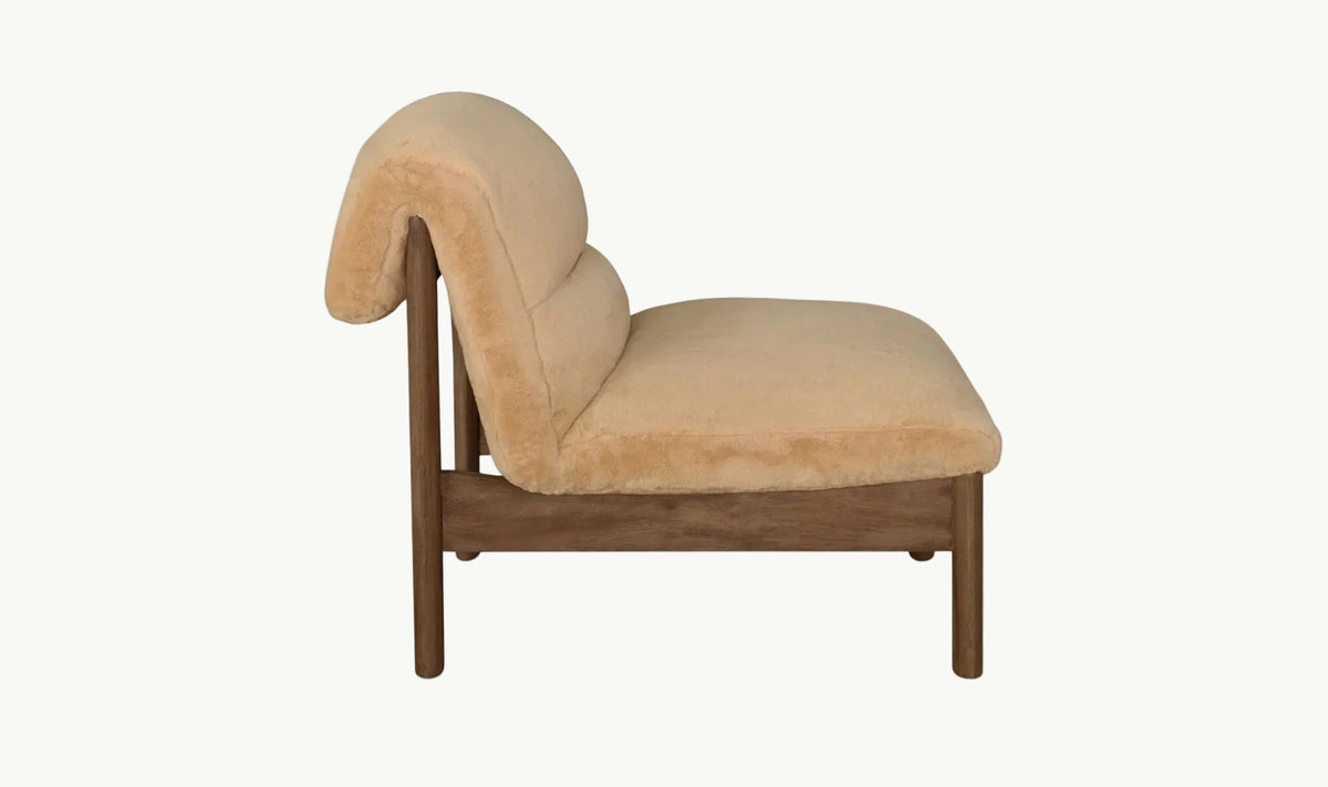 THE HARLOW ACCENT CHAIR
