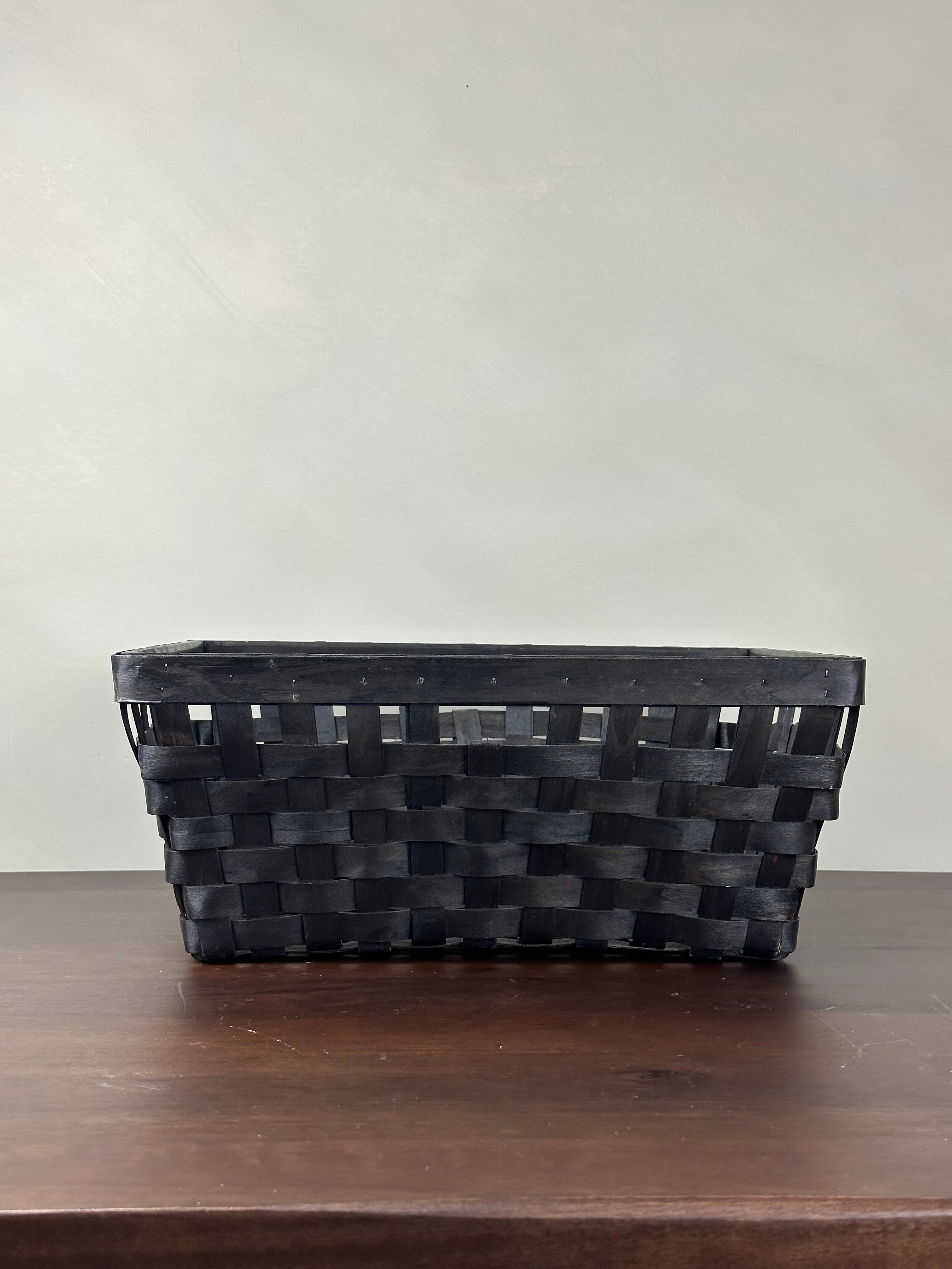 BLACK WICKER BASKET