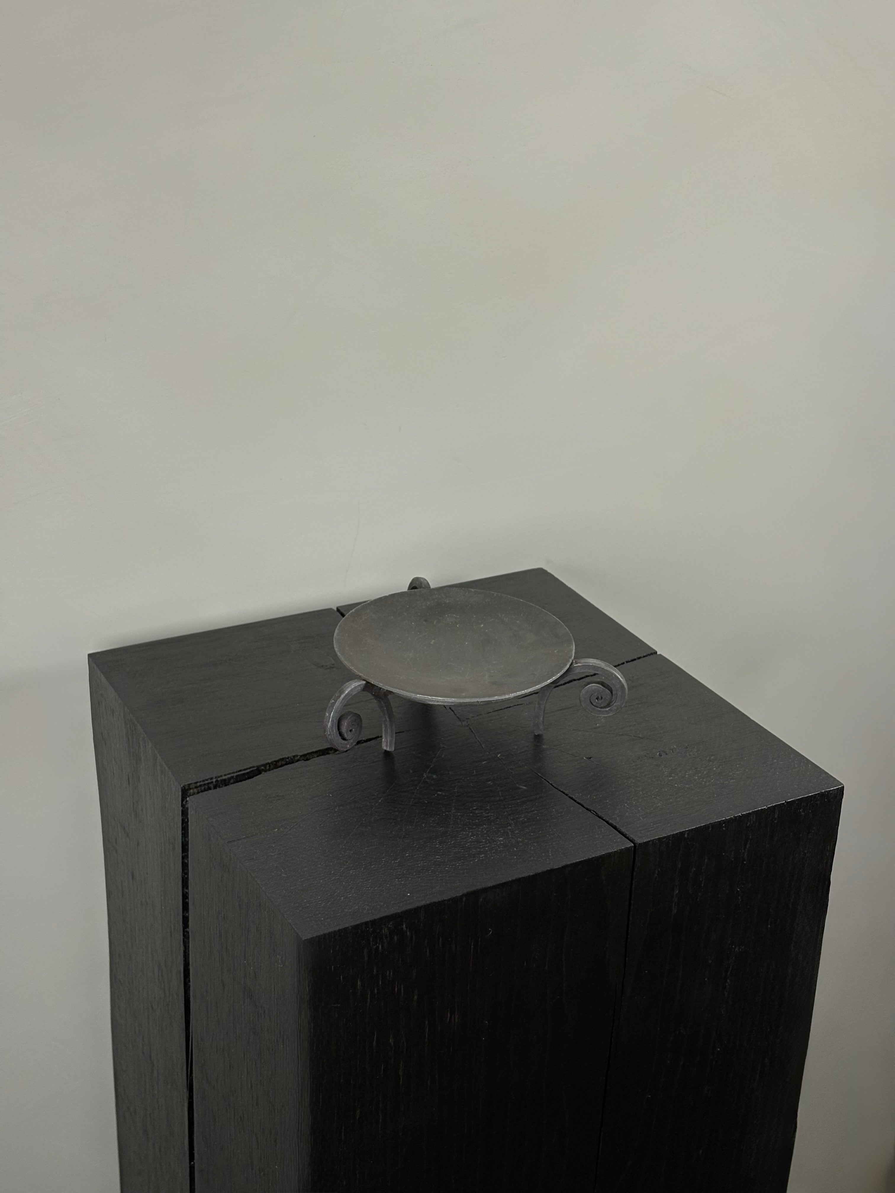 BROWN PILLAR CANDLE HOLDER