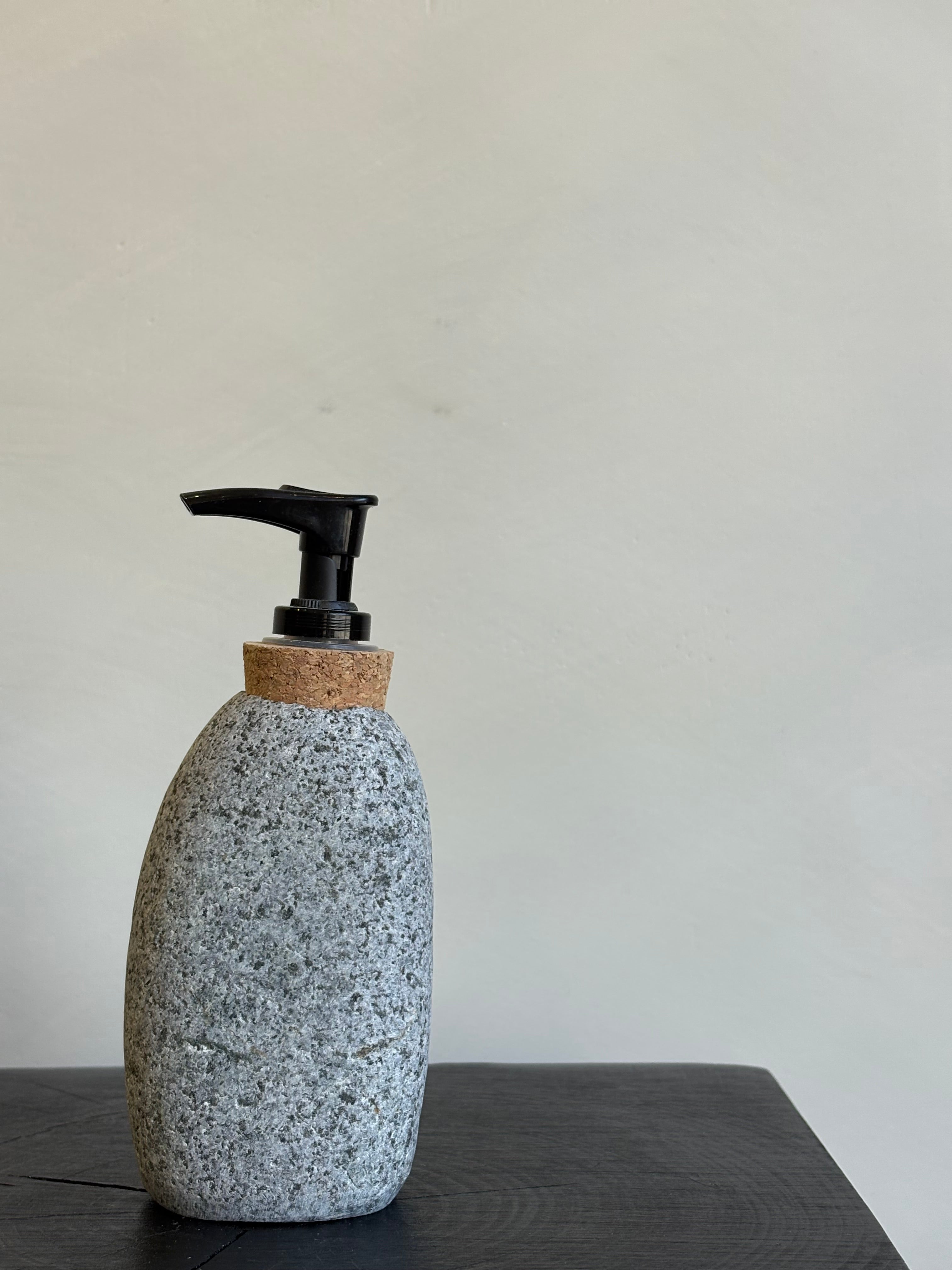 STONE DISPENSER