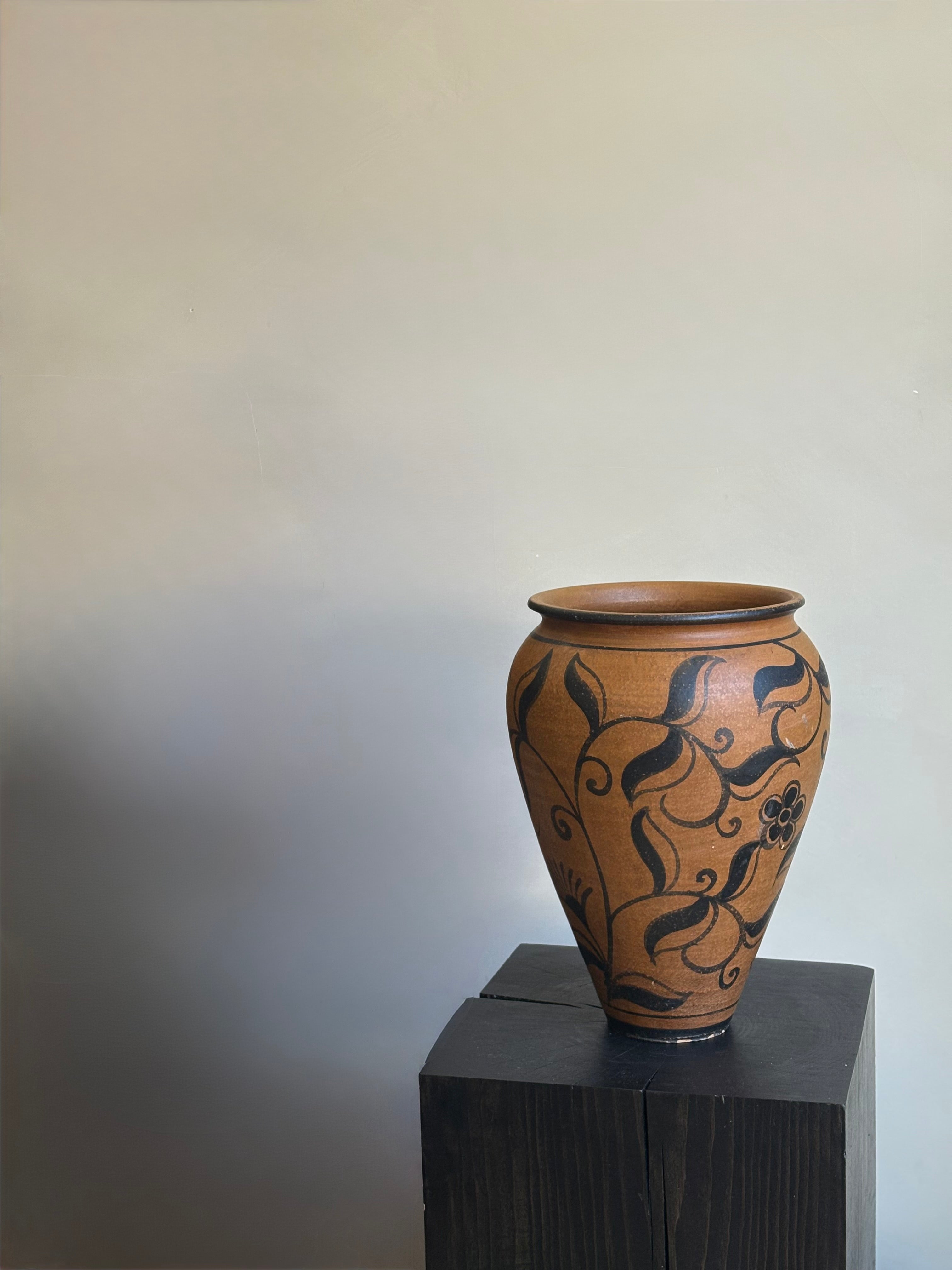 HAND PAINTED TERRACOTTA POT