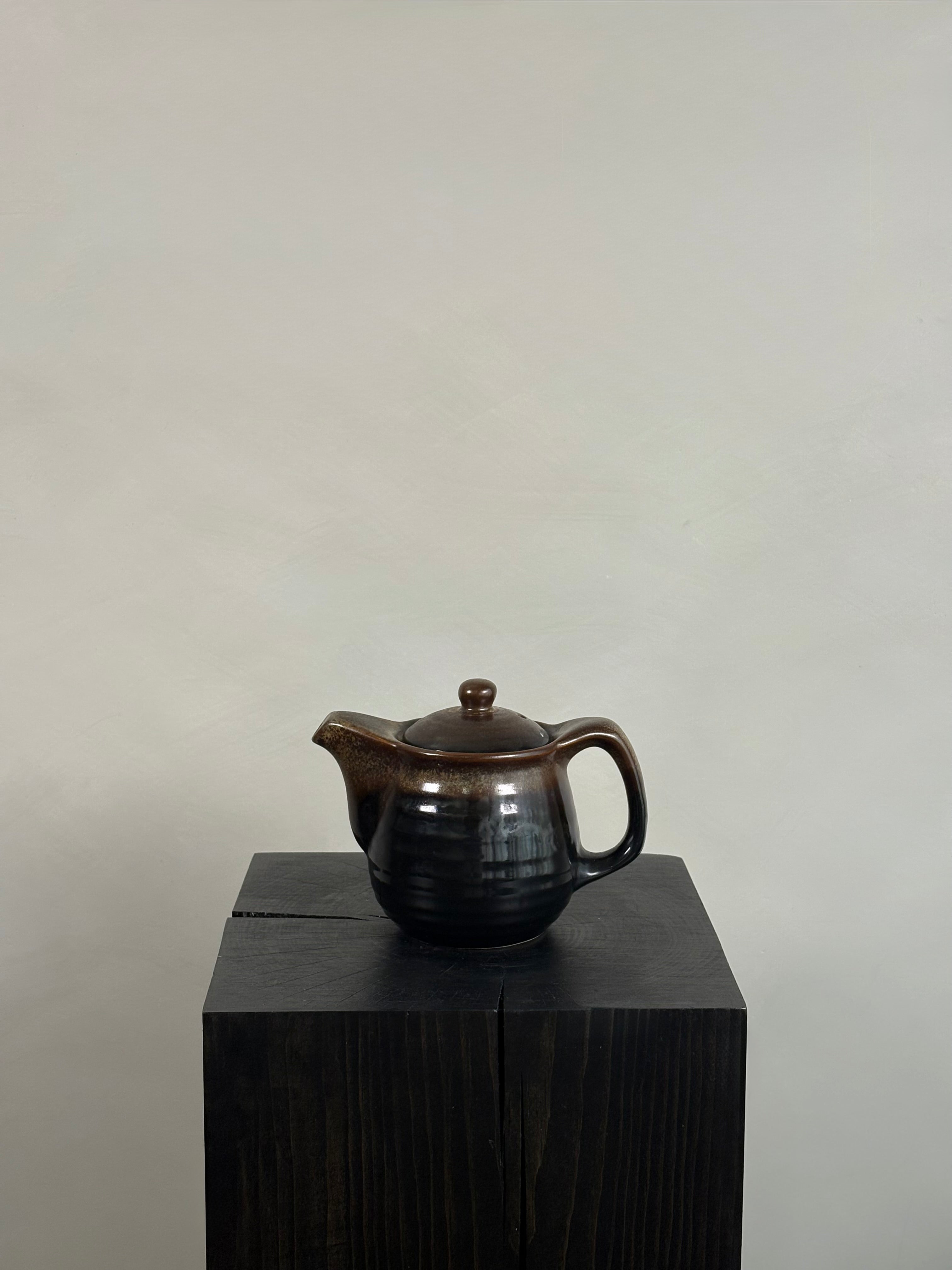 MULTI TONED TEA POT