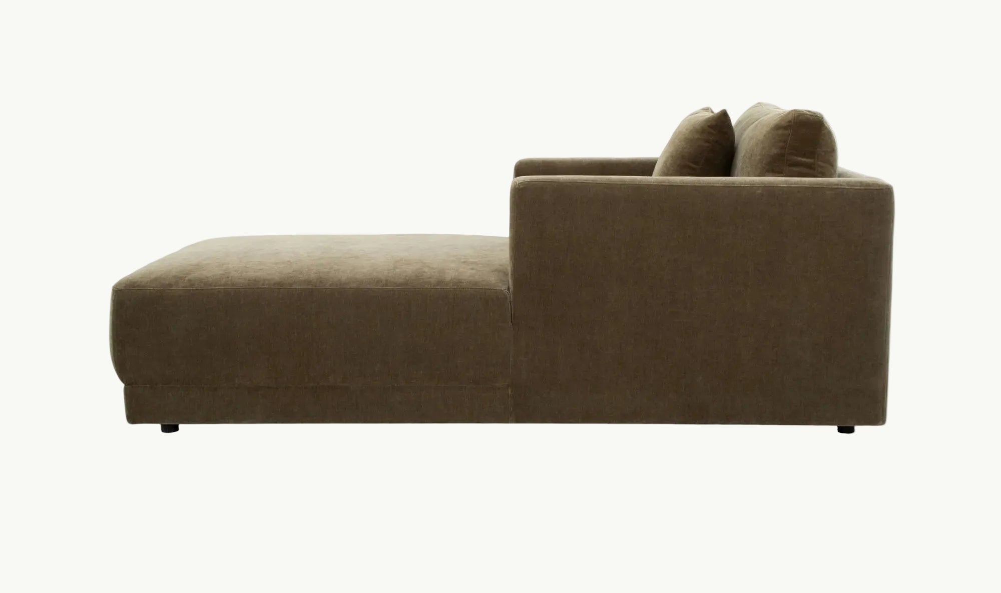 THE MILEY CHAISE