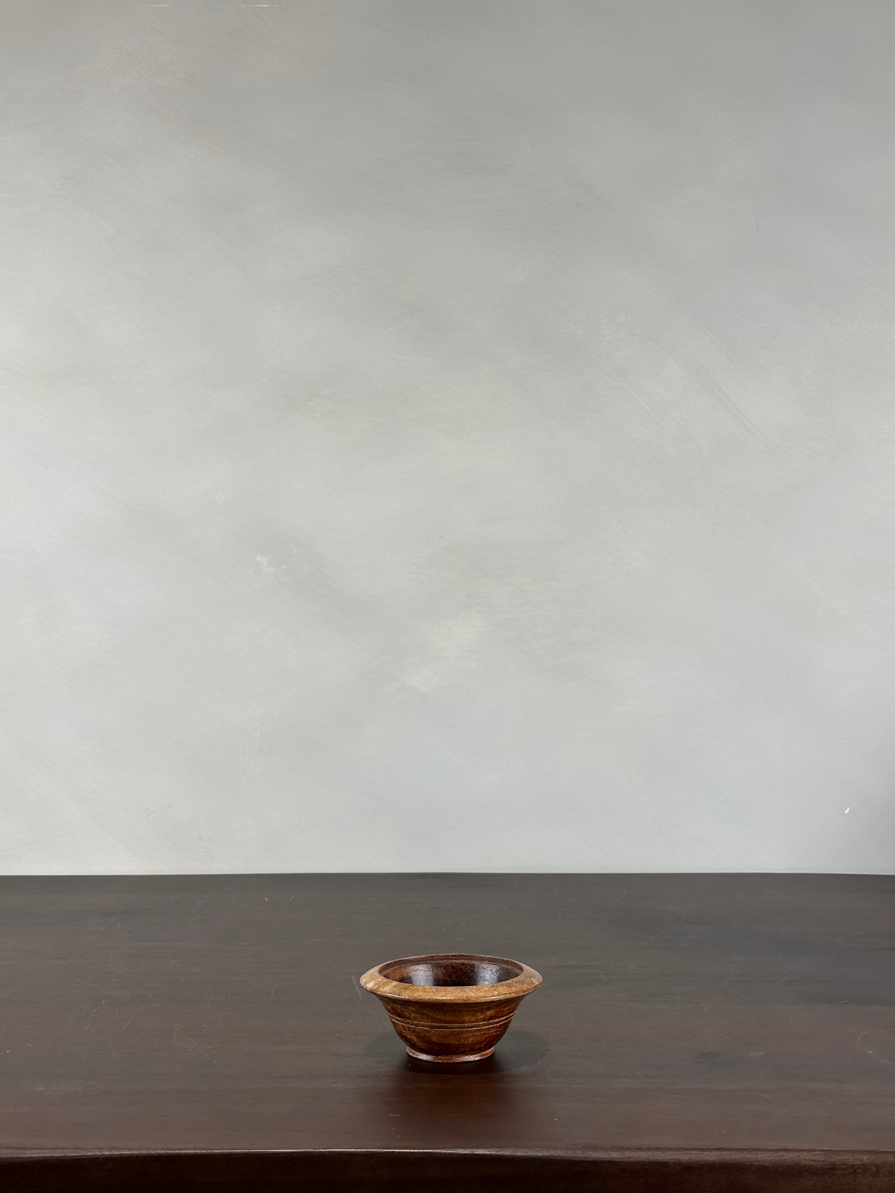 MINI WOODEN BOWLS